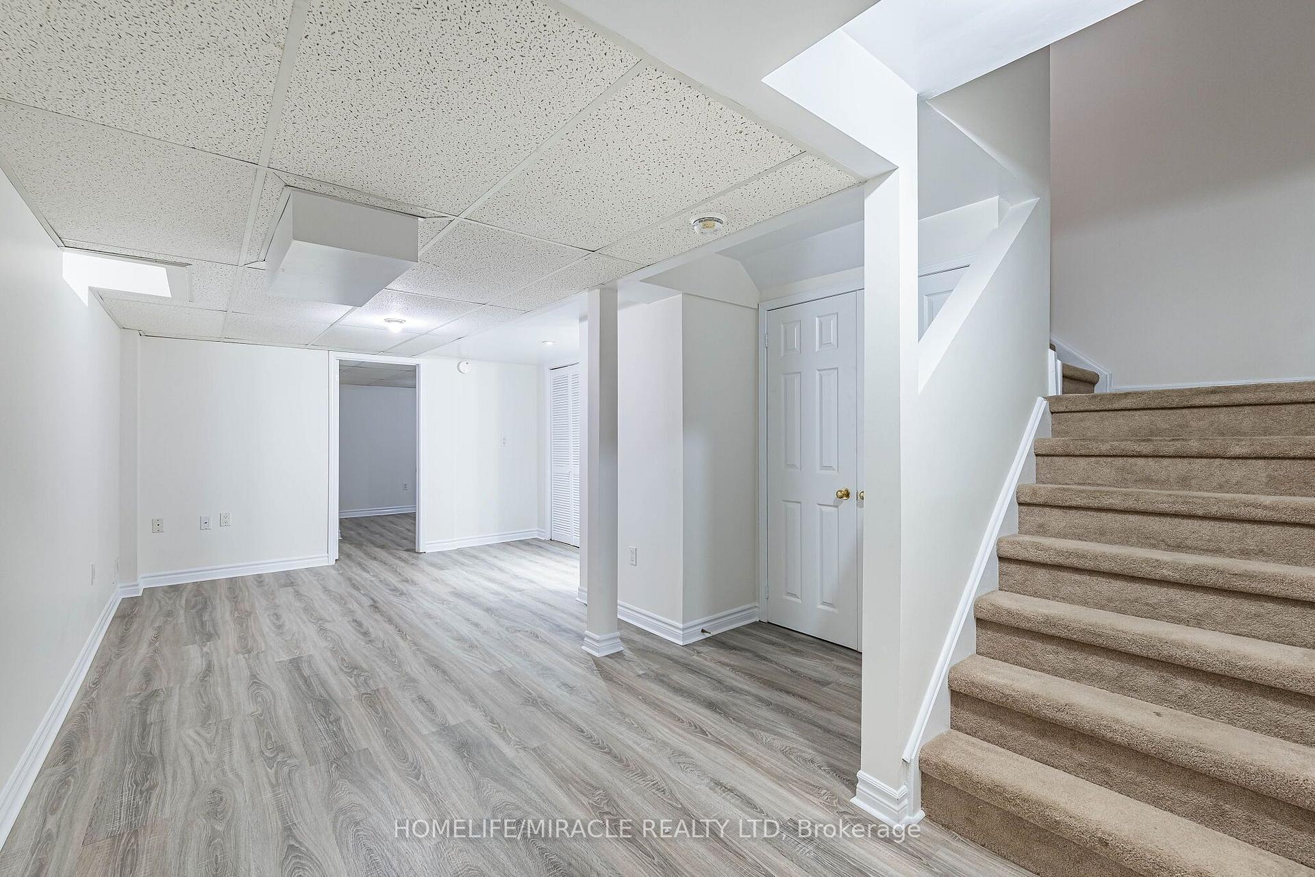 Photo 37 of 51 Brickyard Way, Brampton, Brampton North — HOMEH