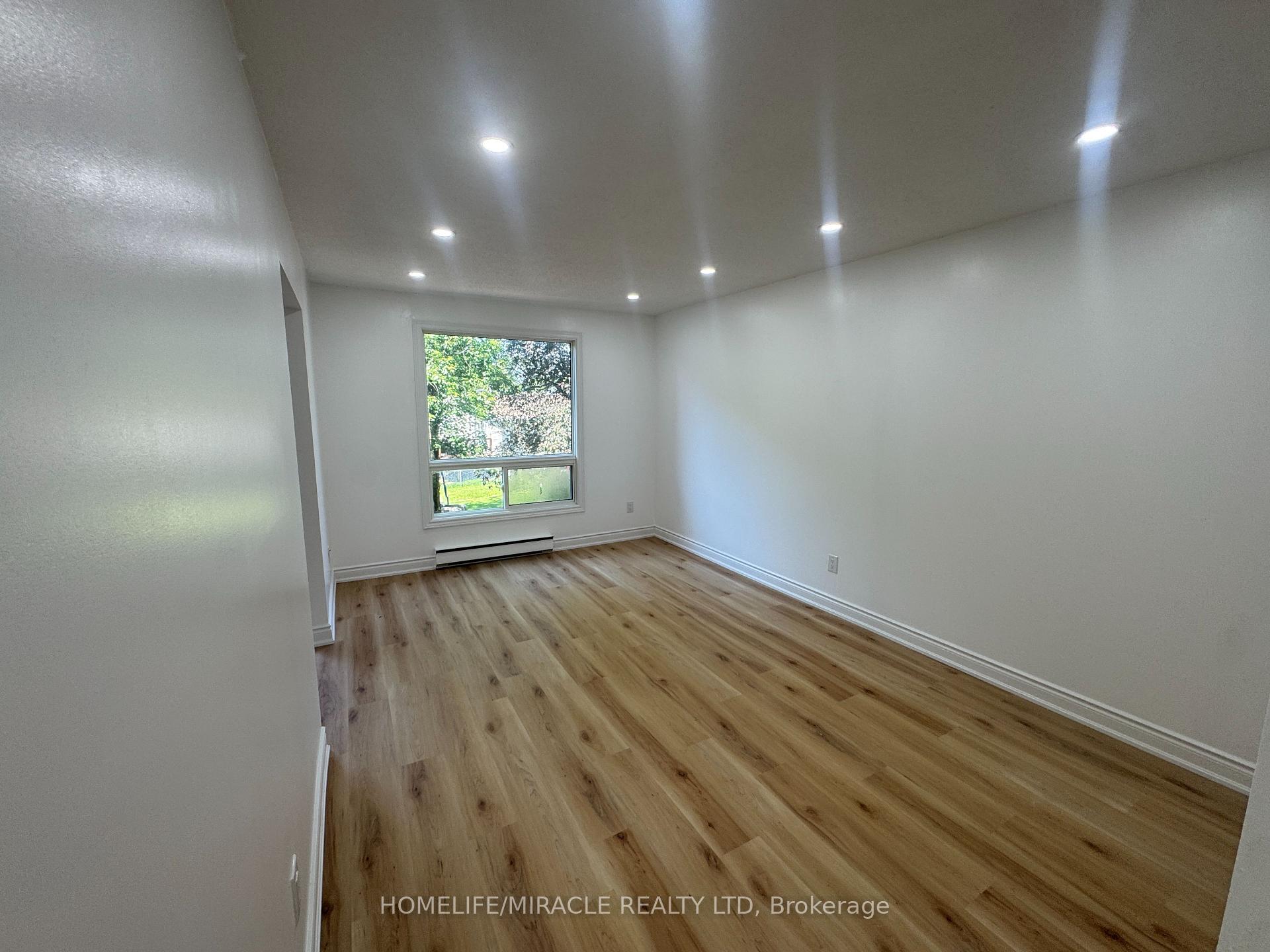 Photo 3 of Unit 6, 893 Lakeshore Drive, North Bay, Ferris — HOMEH