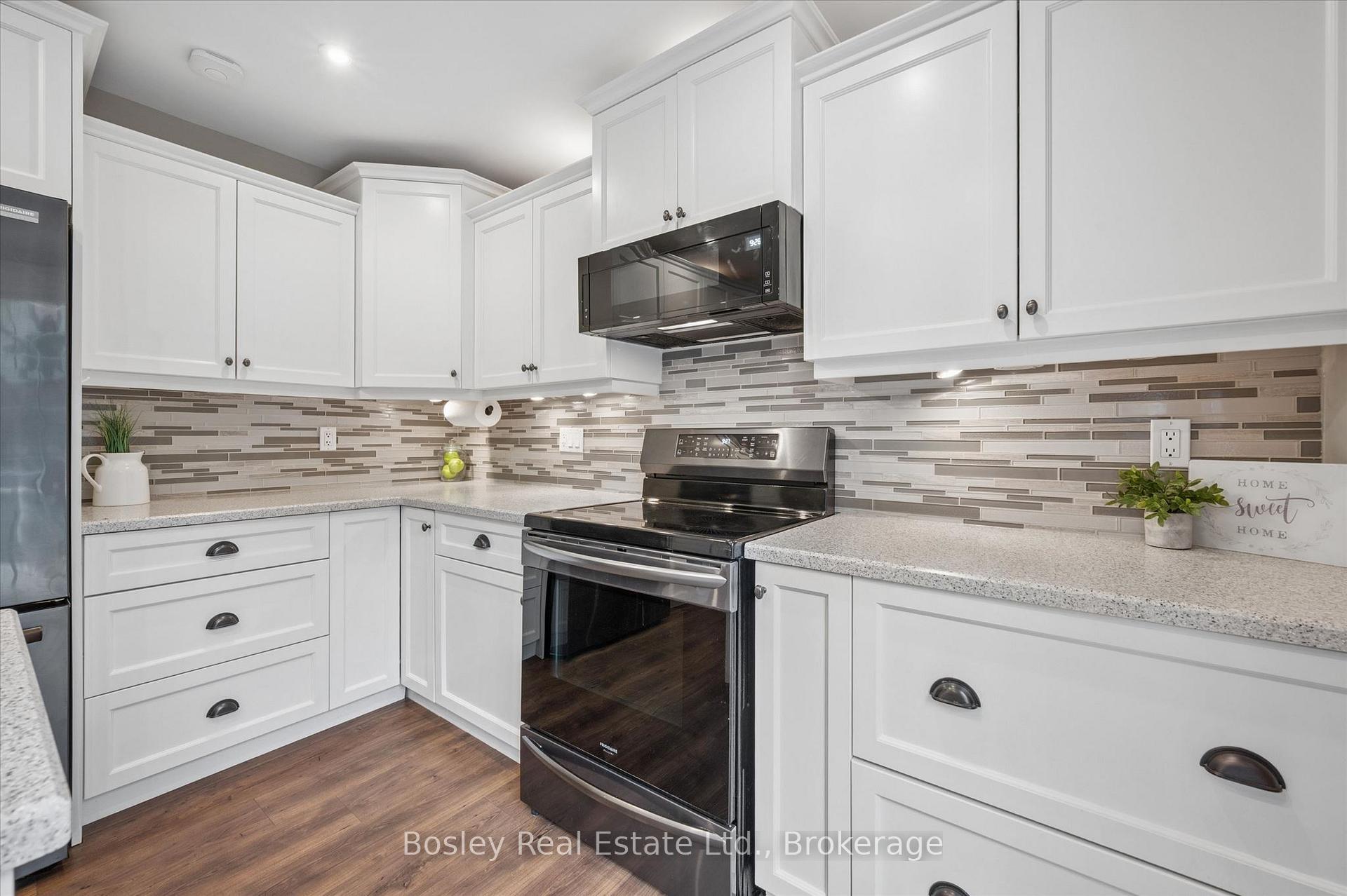 Photo 13 of 687 Champlain Boulevard, Cambridge, Little's Corners — HOMEH