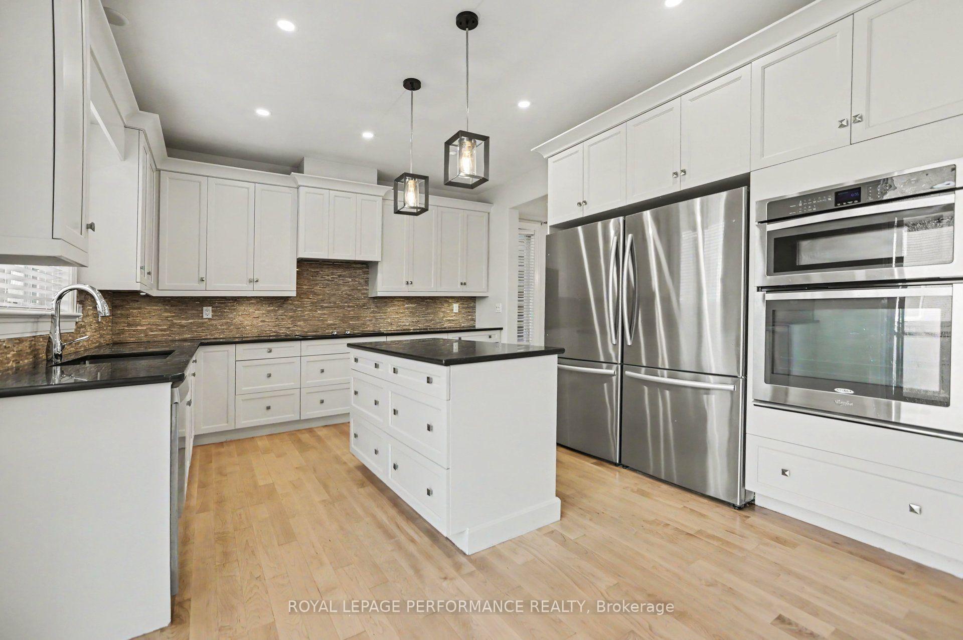 Photo 6 of 523 Adamson Crescent, Ottawa, Stittsville (South) — HOMEH
