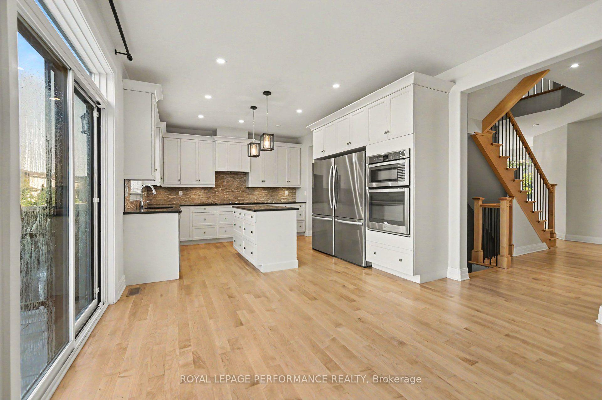 Photo 10 of 523 Adamson Crescent, Ottawa, Stittsville (South) — HOMEH