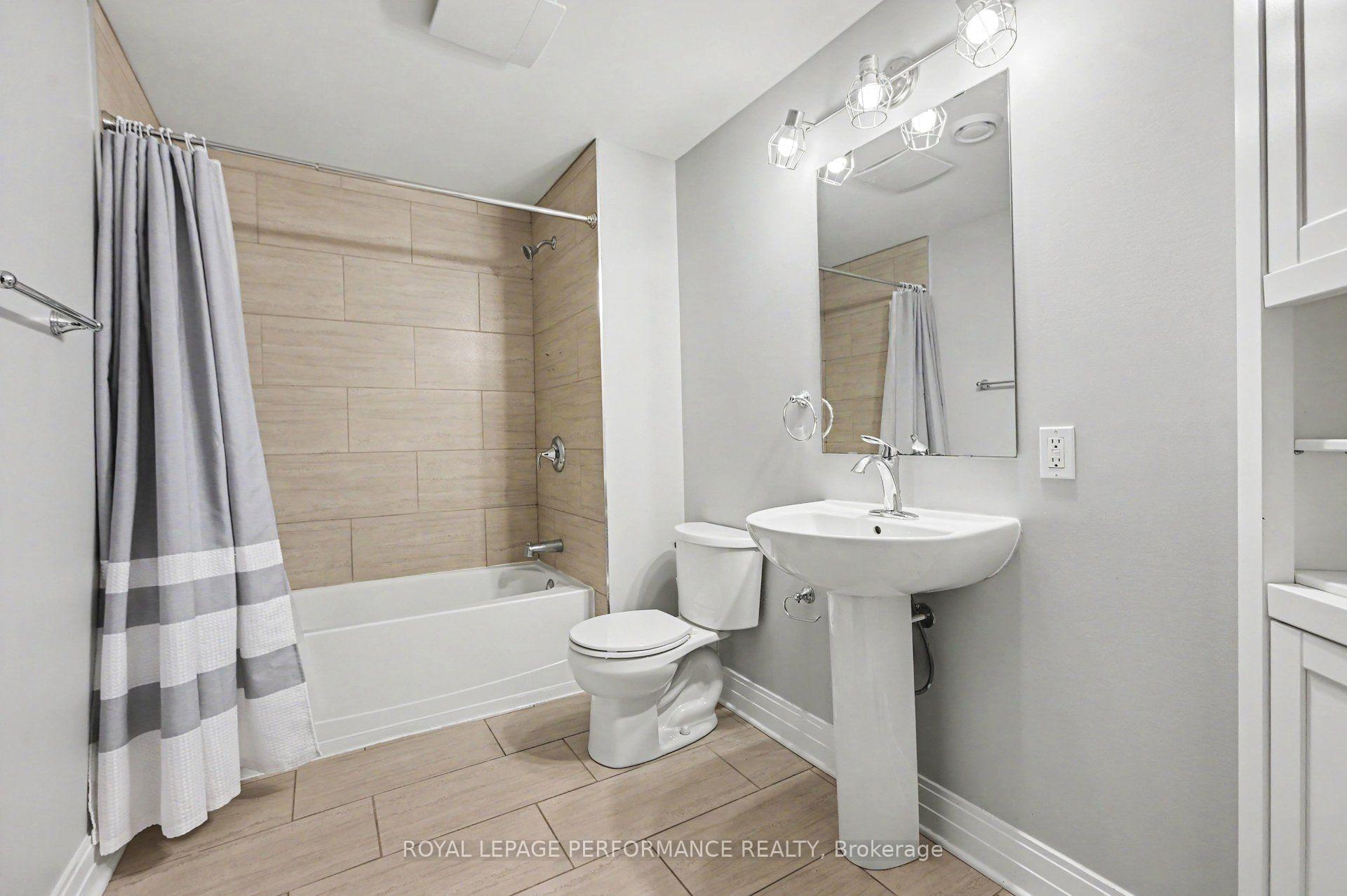 Photo 33 of 523 Adamson Crescent, Ottawa, Stittsville (South) — HOMEH