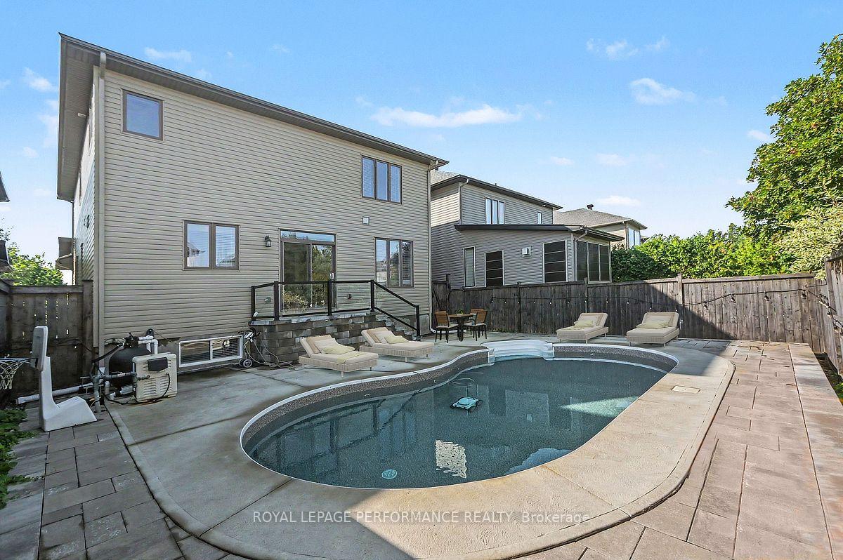 Photo 35 of 523 Adamson Crescent, Ottawa, Stittsville (South) — HOMEH