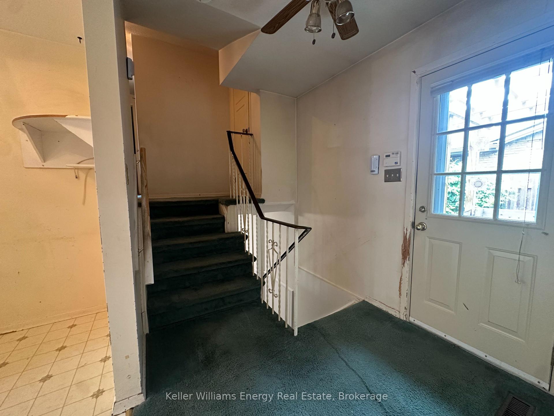 Photo 19 of 252 Keewatin Street S, Oshawa, Donevan — HOMEH