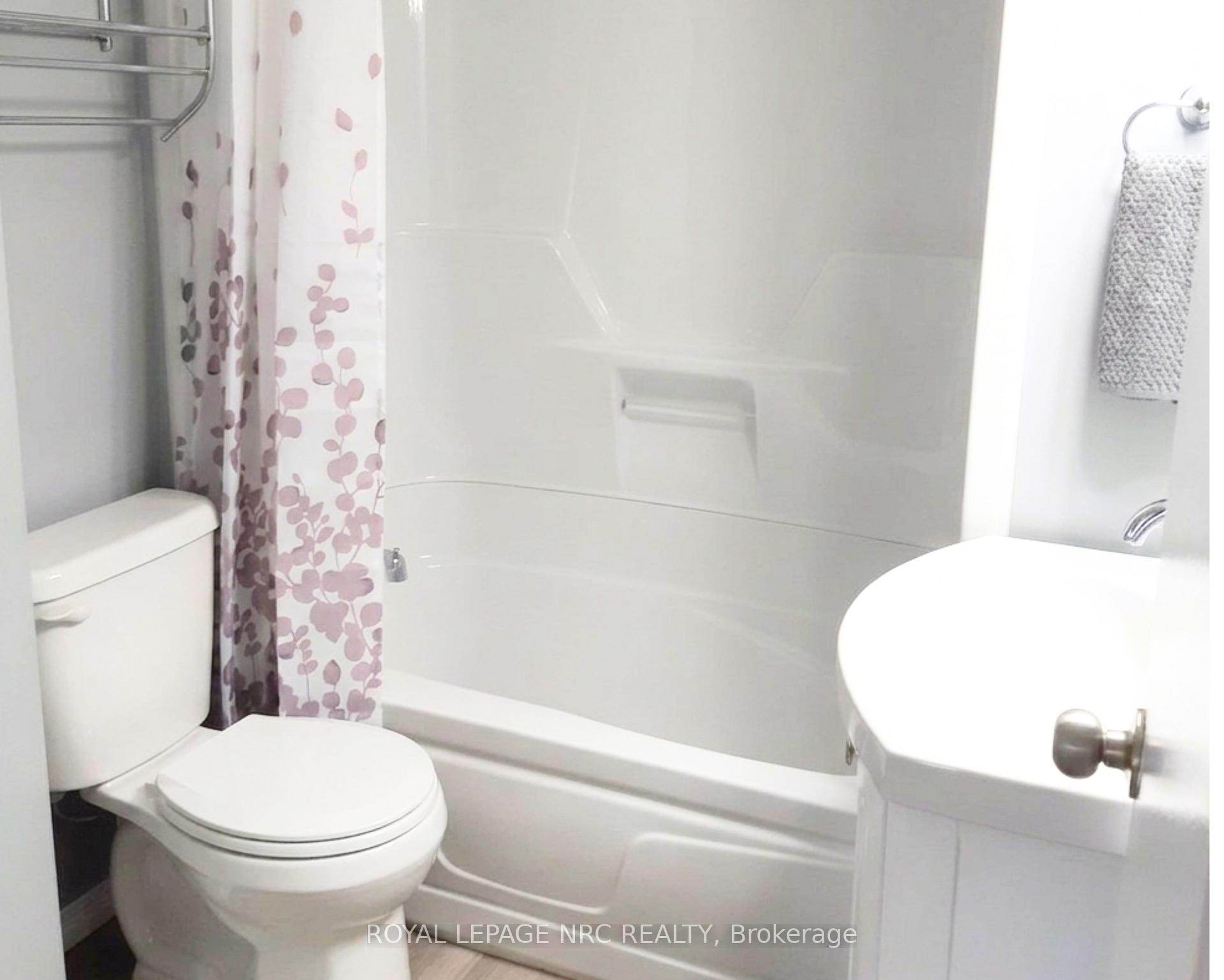 Photo 4 of 267 Mcalpine Avenue S, Welland, Lincoln/Crowland — HOMEH