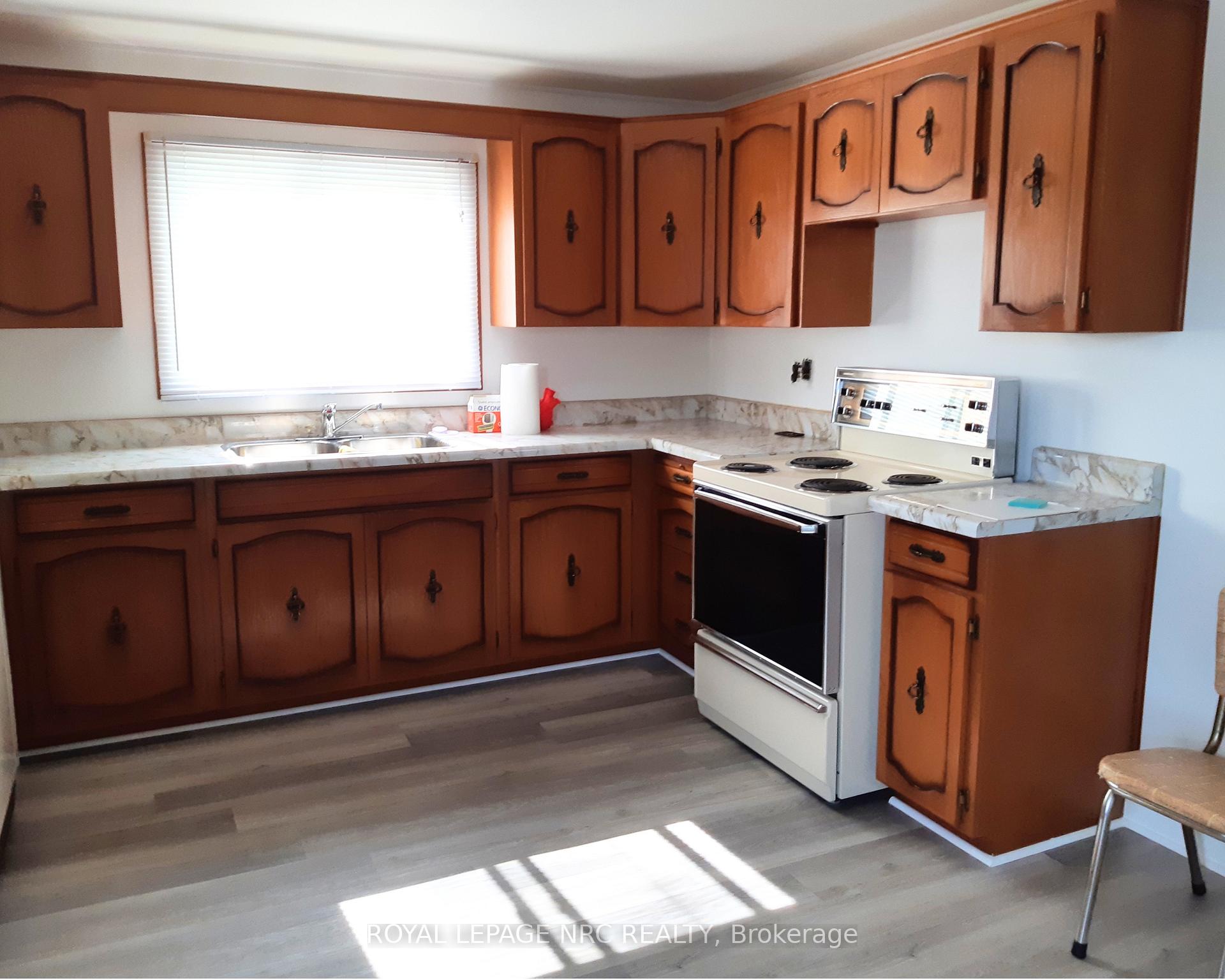 Photo 5 of 267 Mcalpine Avenue S, Welland, Lincoln/Crowland — HOMEH