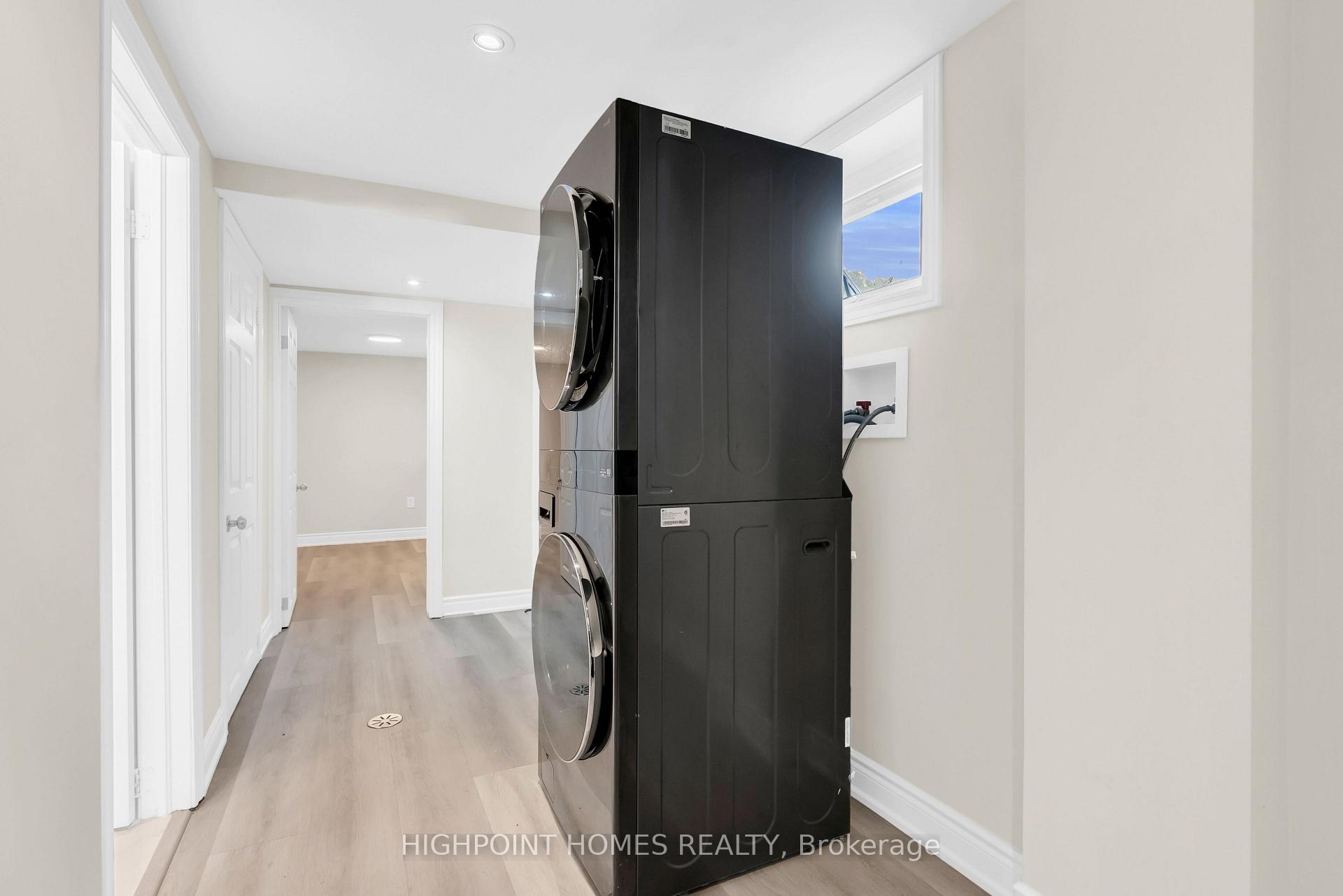 Photo 33 of 3052 Victory Crescent, Mississauga, Malton — HOMEH