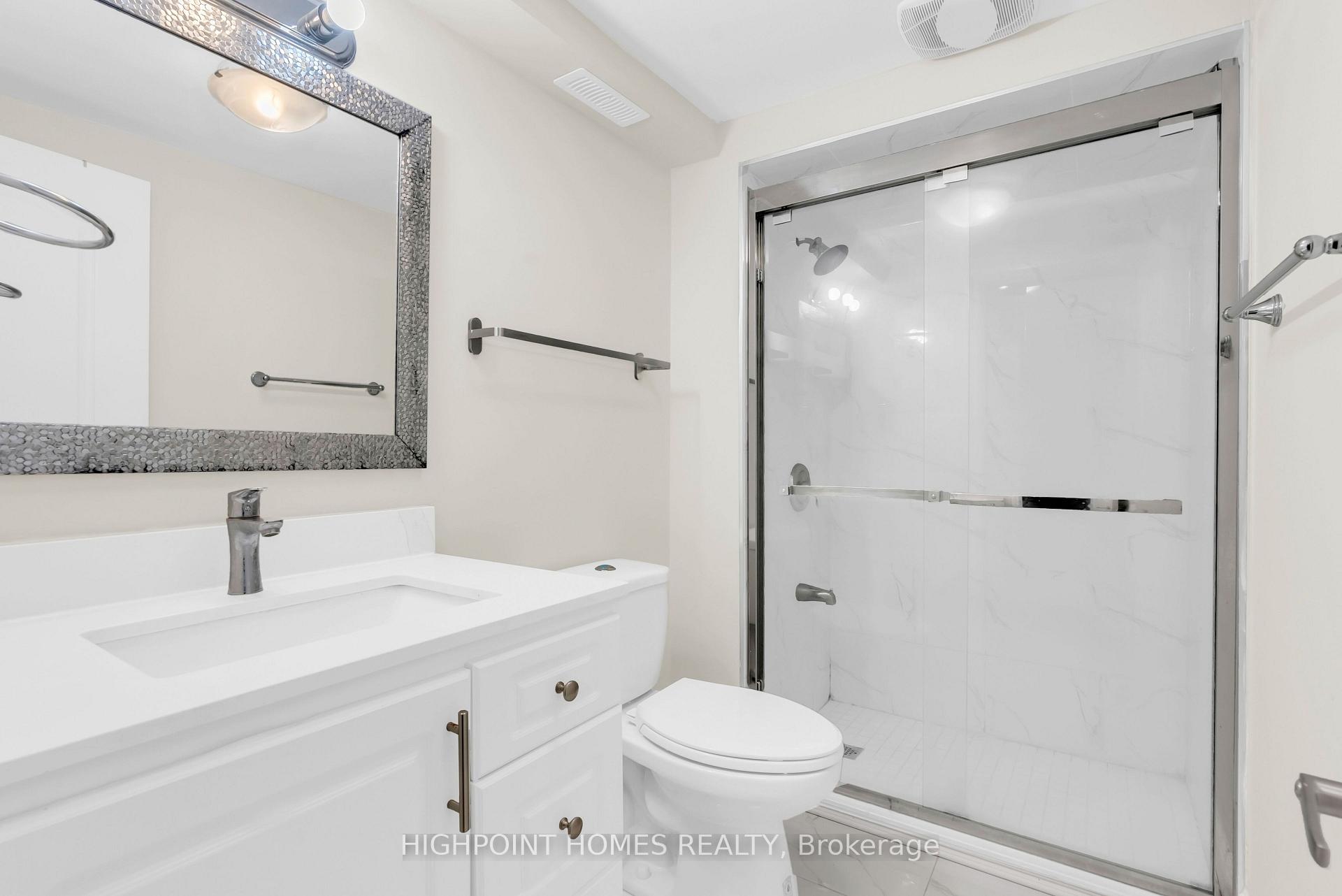 Photo 39 of 3052 Victory Crescent, Mississauga, Malton — HOMEH