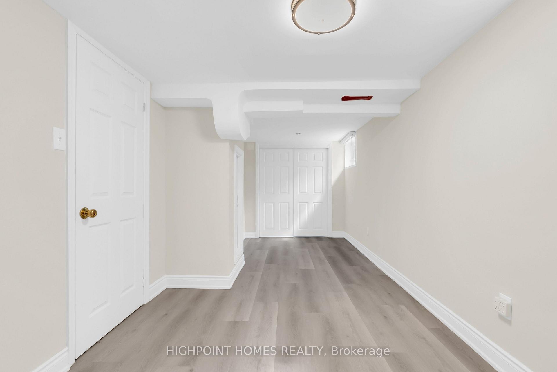 Photo 41 of 3052 Victory Crescent, Mississauga, Malton — HOMEH