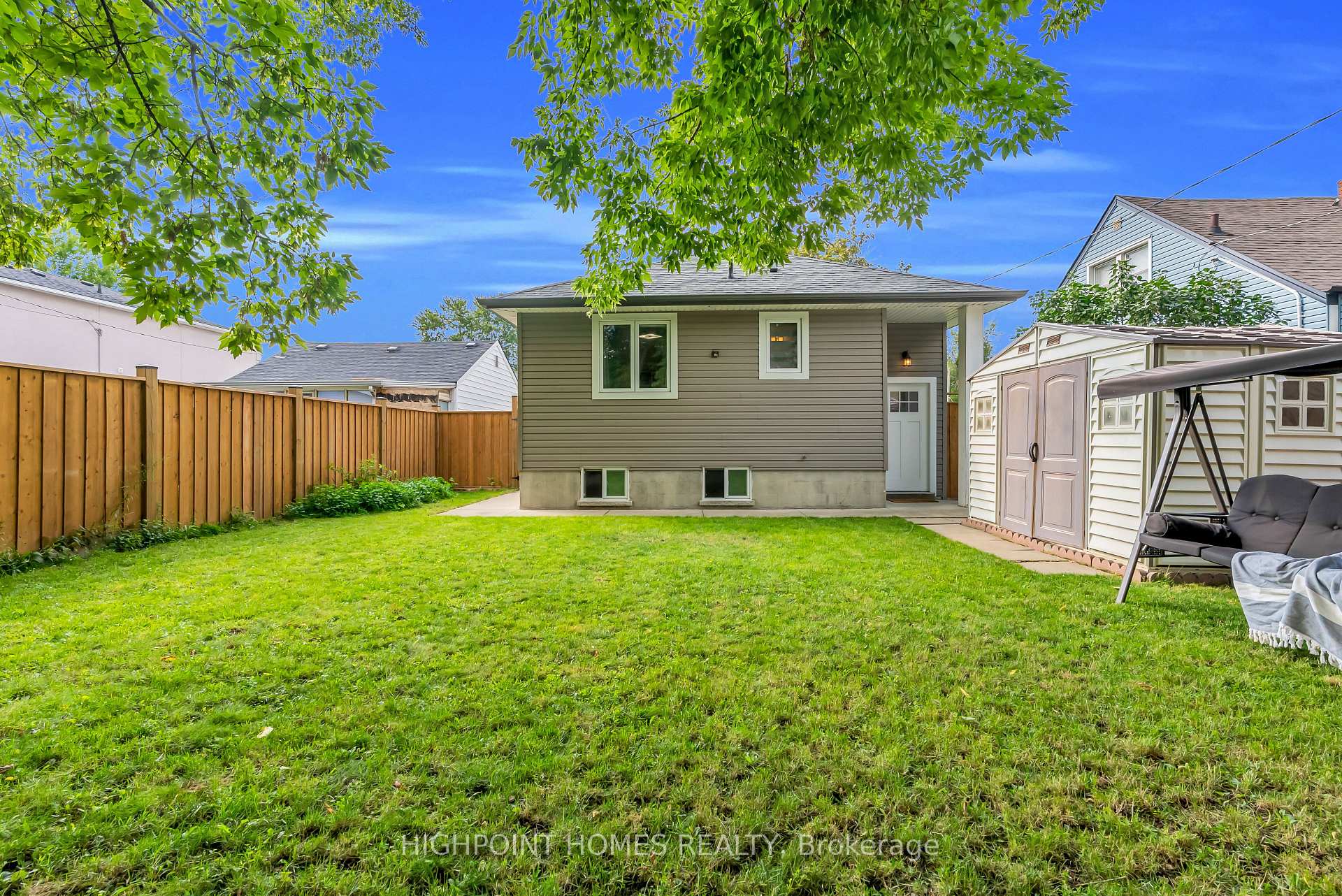 Photo 49 of 3052 Victory Crescent, Mississauga, Malton — HOMEH