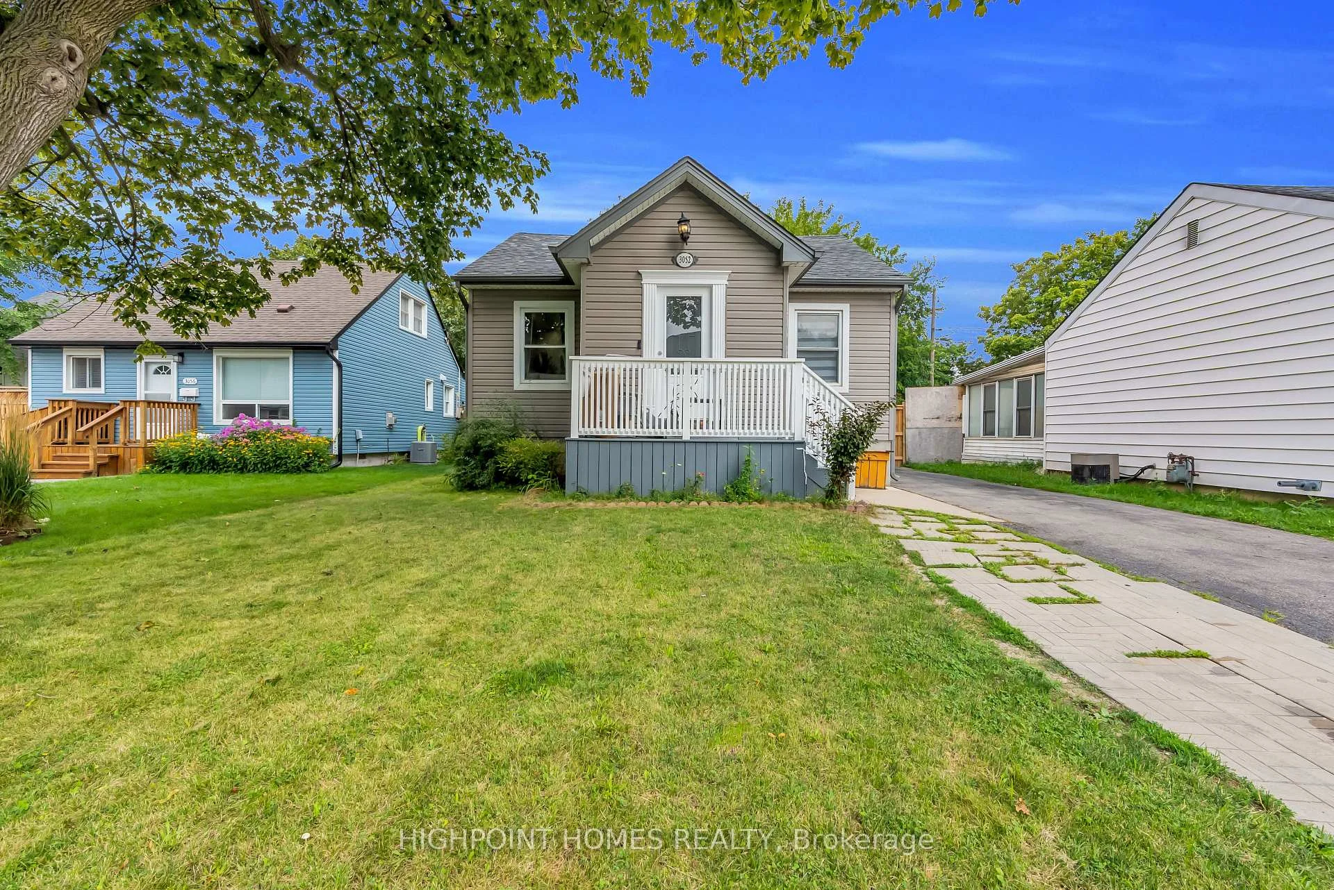 Photo 6 of 3052 Victory Crescent, Mississauga, Malton — HOMEH