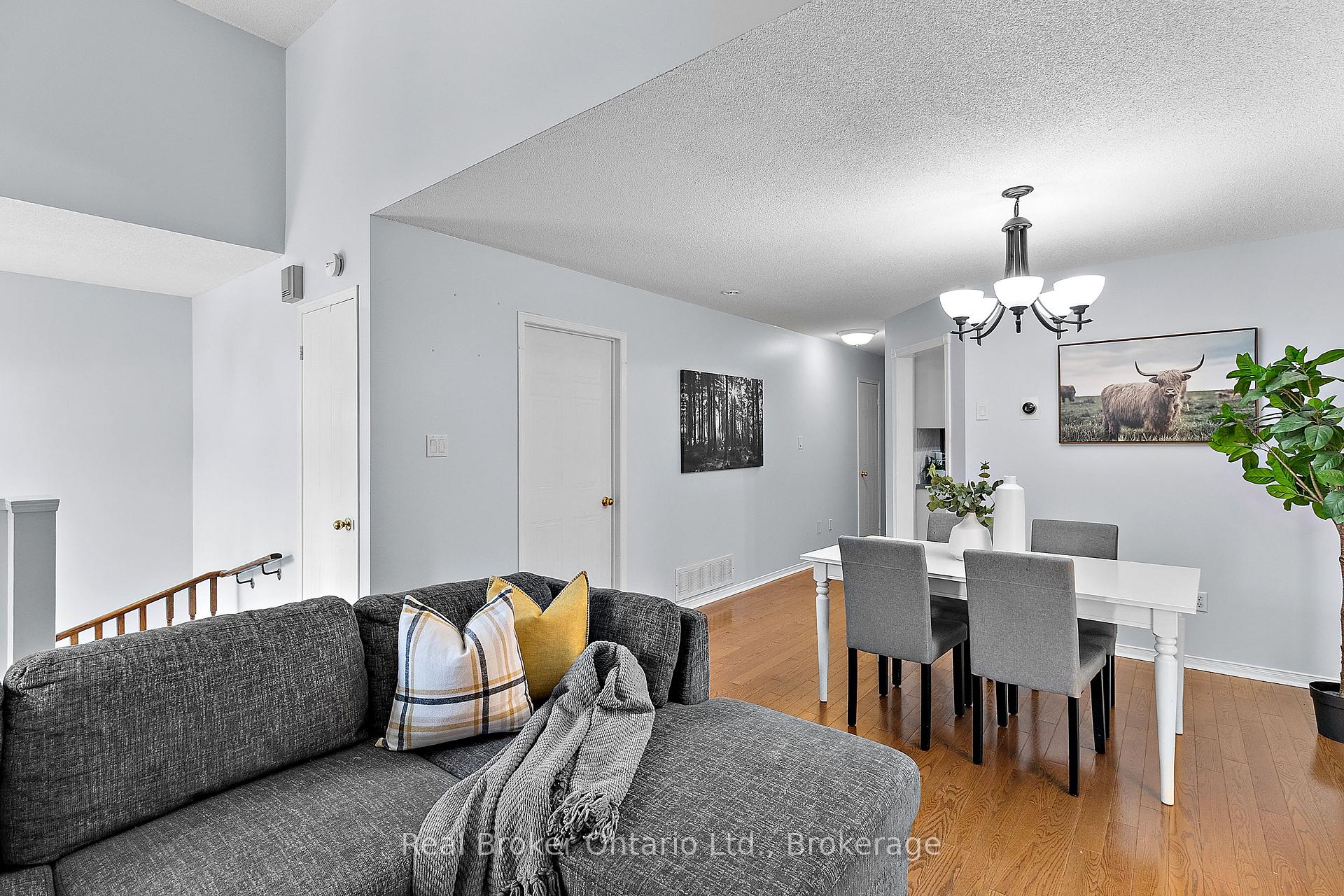 Photo 6 of 47 Willey Drive, Clarington, Bowmanville — HOMEH