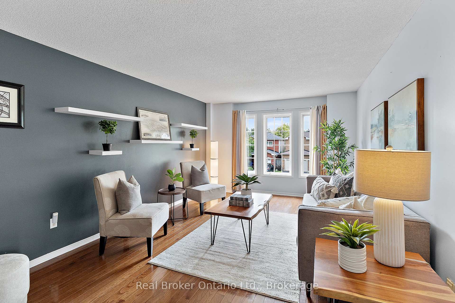 Photo 14 of 47 Willey Drive, Clarington, Bowmanville — HOMEH