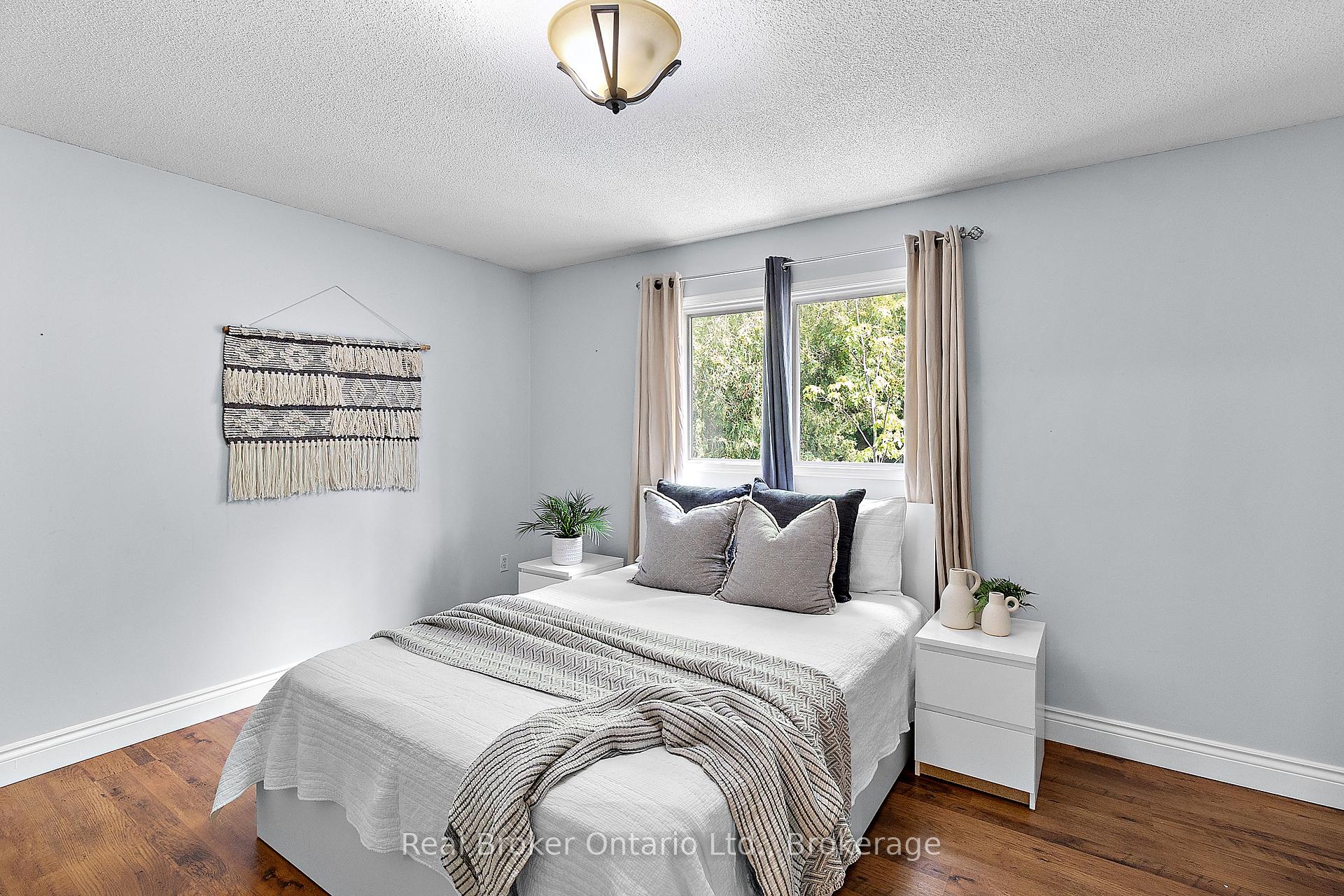 Photo 17 of 47 Willey Drive, Clarington, Bowmanville — HOMEH