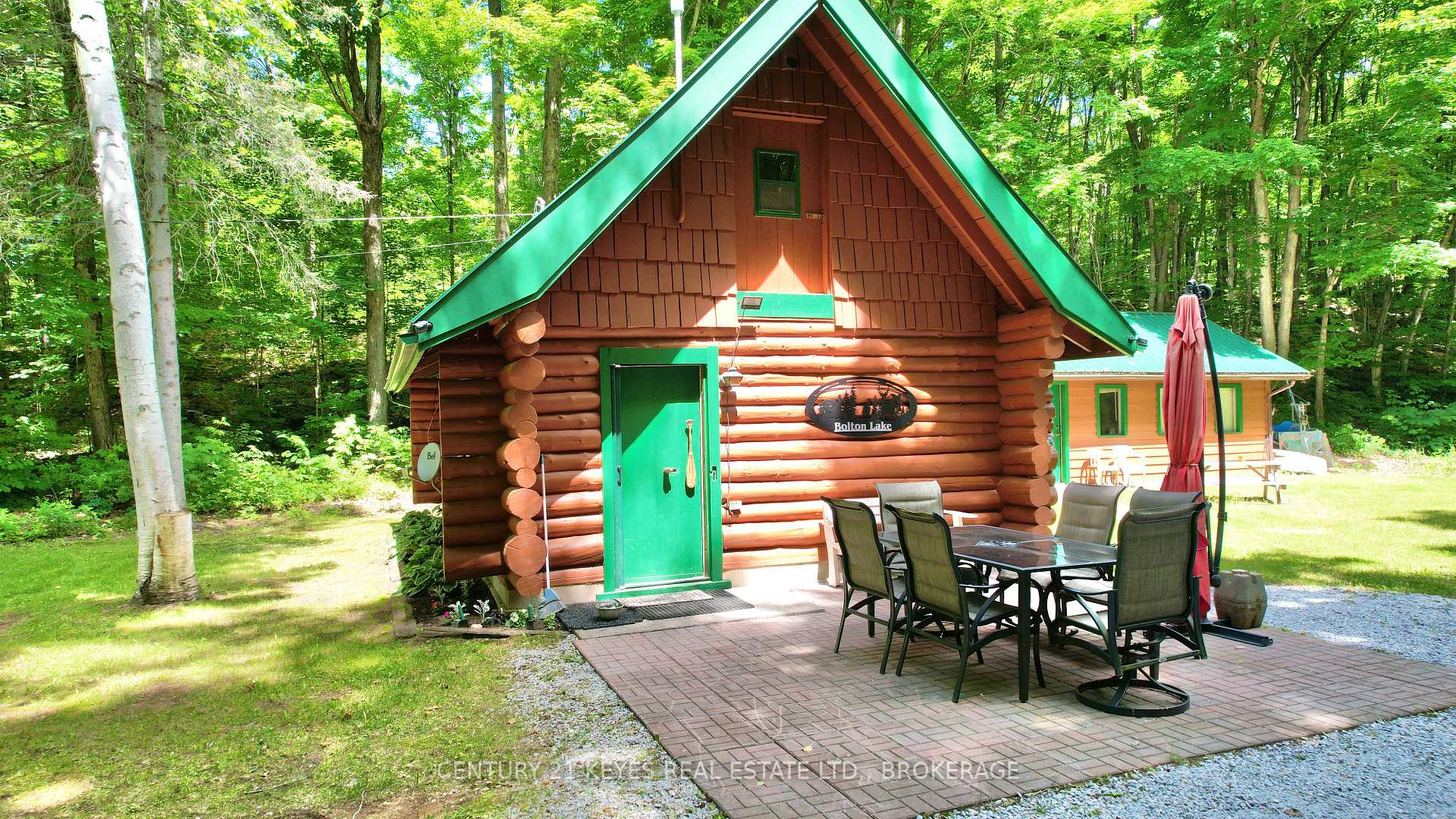 Photo 3 of 1010 Lakefront Circle, Frontenac, Frontenac Centre — HOMEH