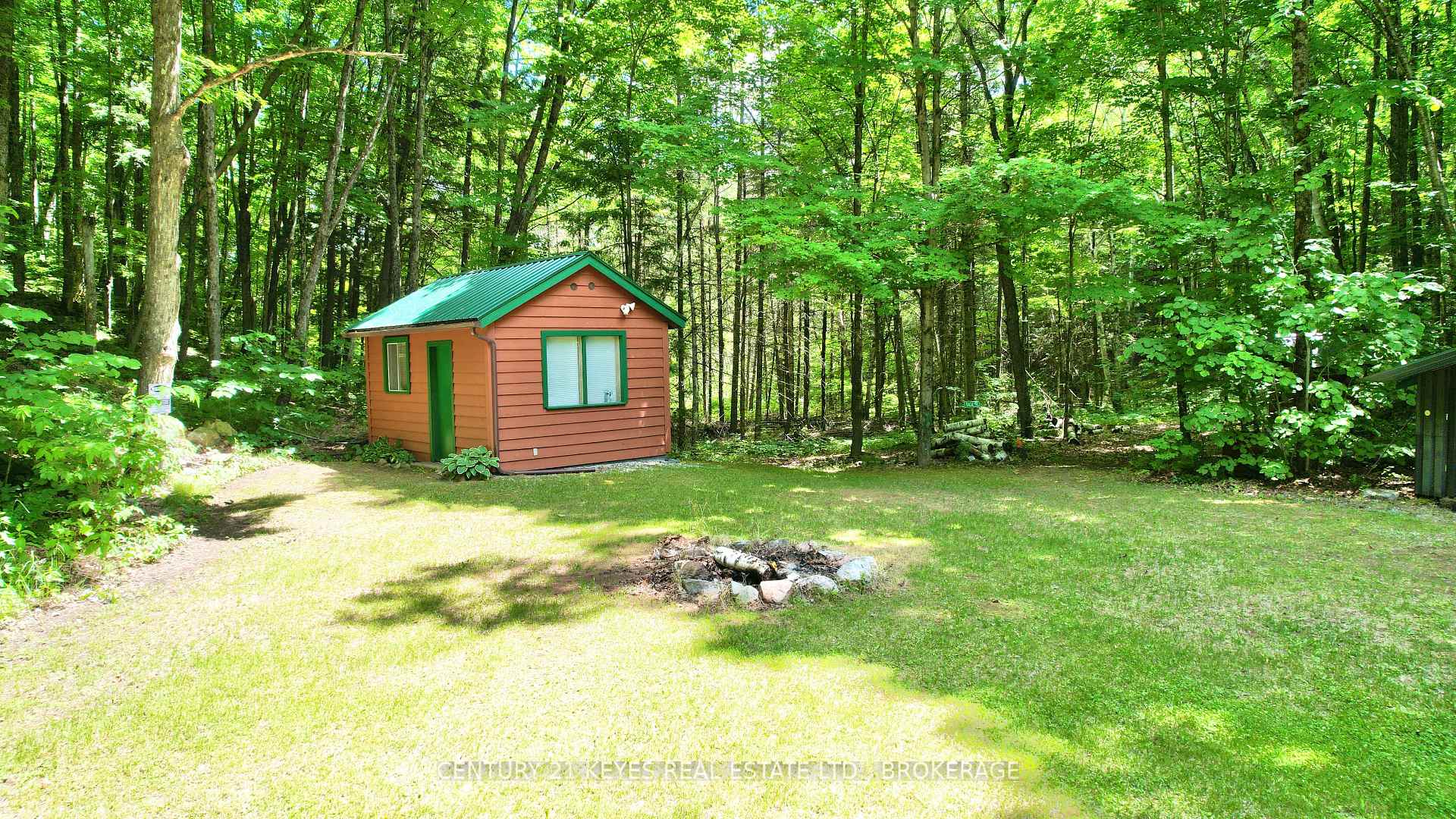 Photo 23 of 1010 Lakefront Circle, Frontenac, Frontenac Centre — HOMEH