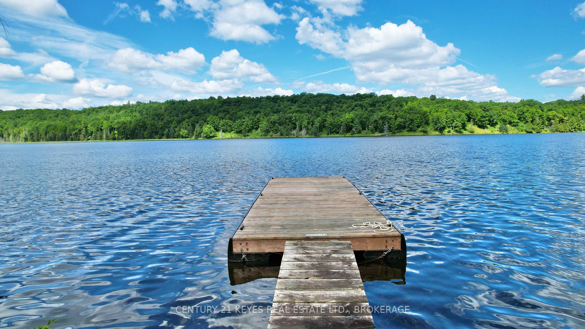 Photo 43 of 1010 Lakefront Circle, Frontenac, Frontenac Centre — HOMEH
