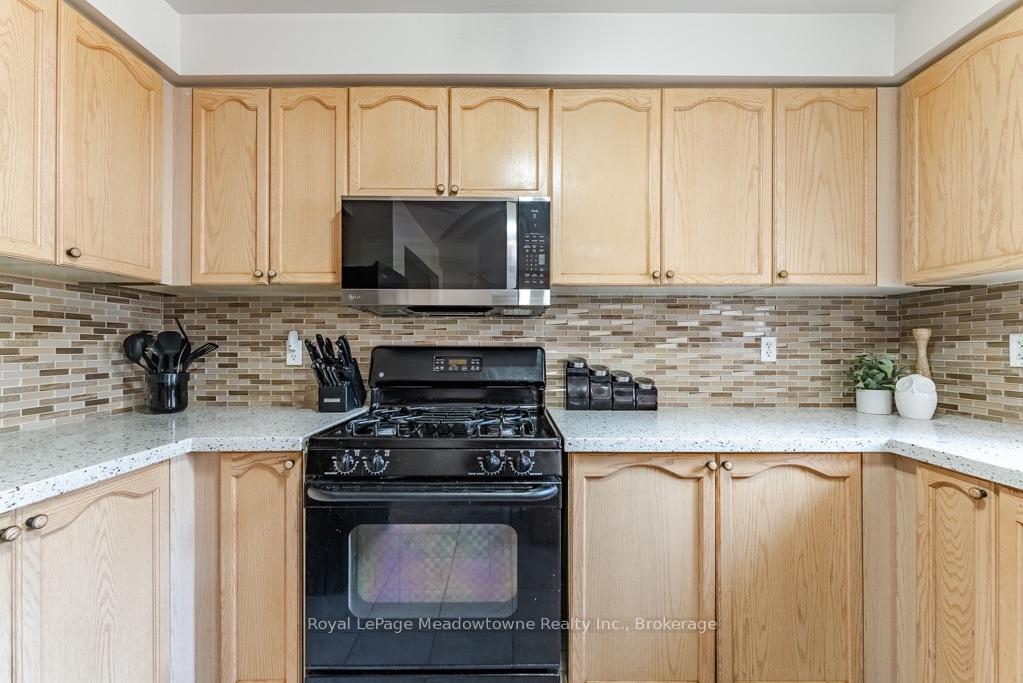Photo 14 of 166 Panton Trail, Milton, Dempsey — HOMEH