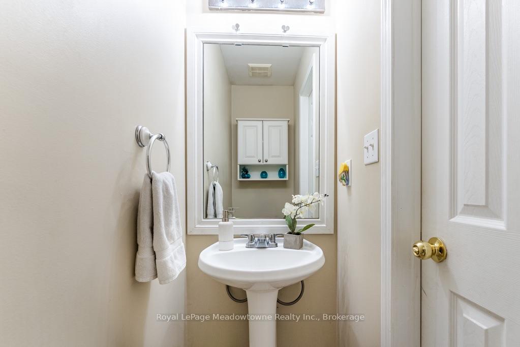 Photo 17 of 166 Panton Trail, Milton, Dempsey — HOMEH