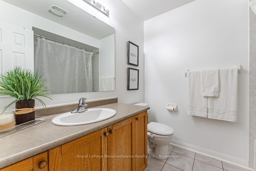 Photo 26 of 166 Panton Trail, Milton, Dempsey — HOMEH