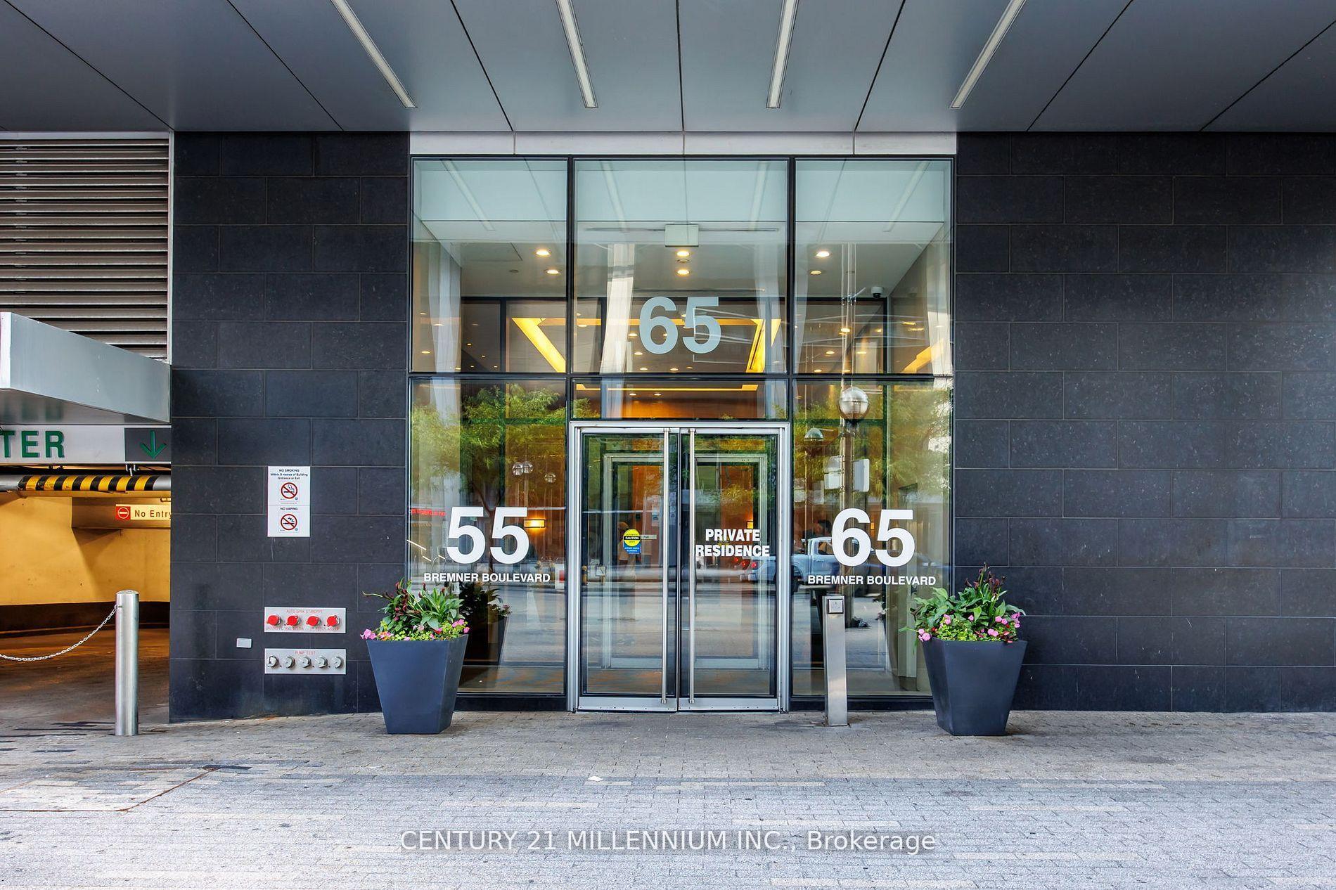 Photo 13 of Unit 4503, 65 Bremner Boulevard W, Toronto, Waterfront Communities — HOMEH