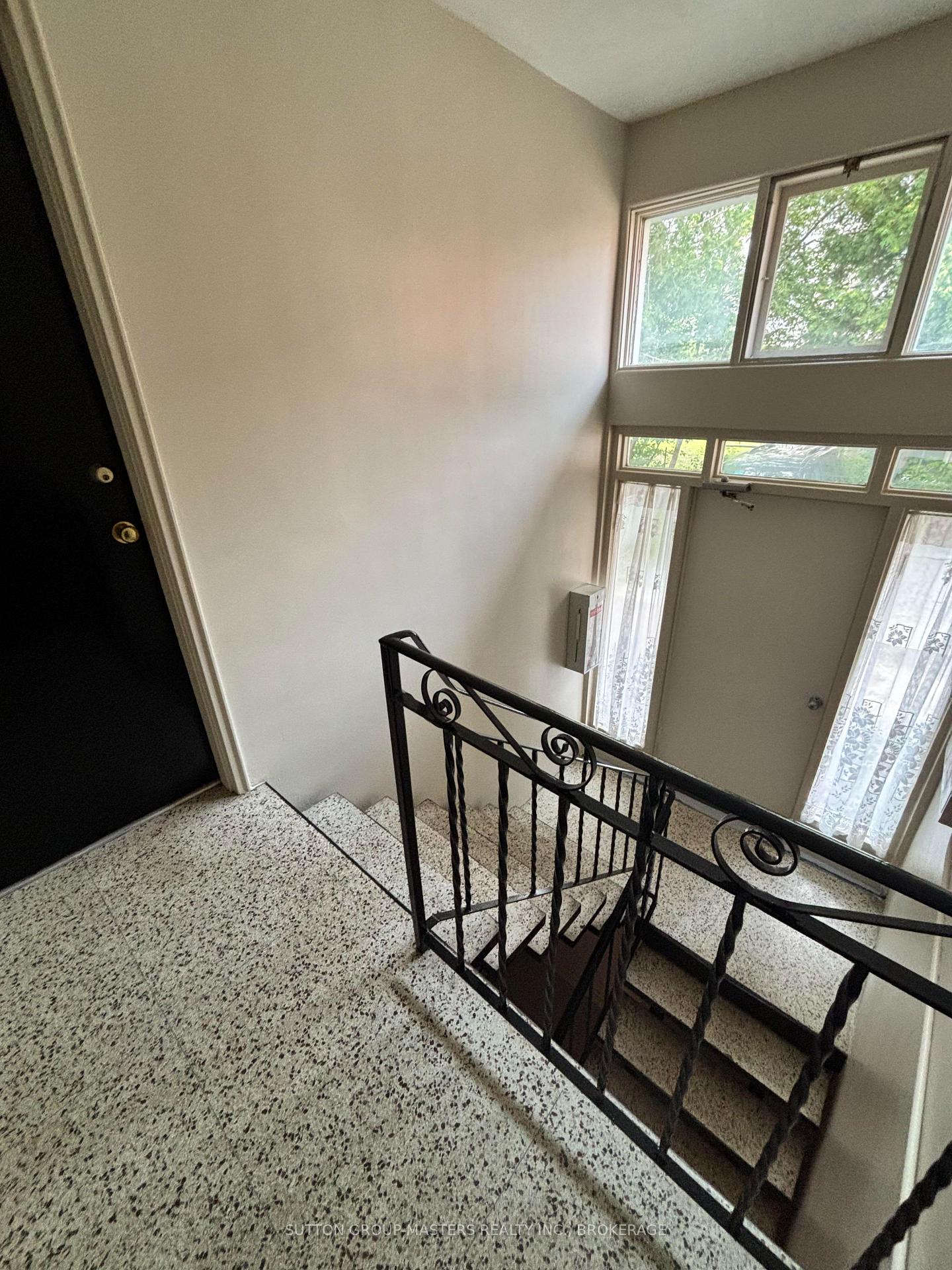 Photo 3 of 476 Albert Street, Kingston, Central City East — HOMEH