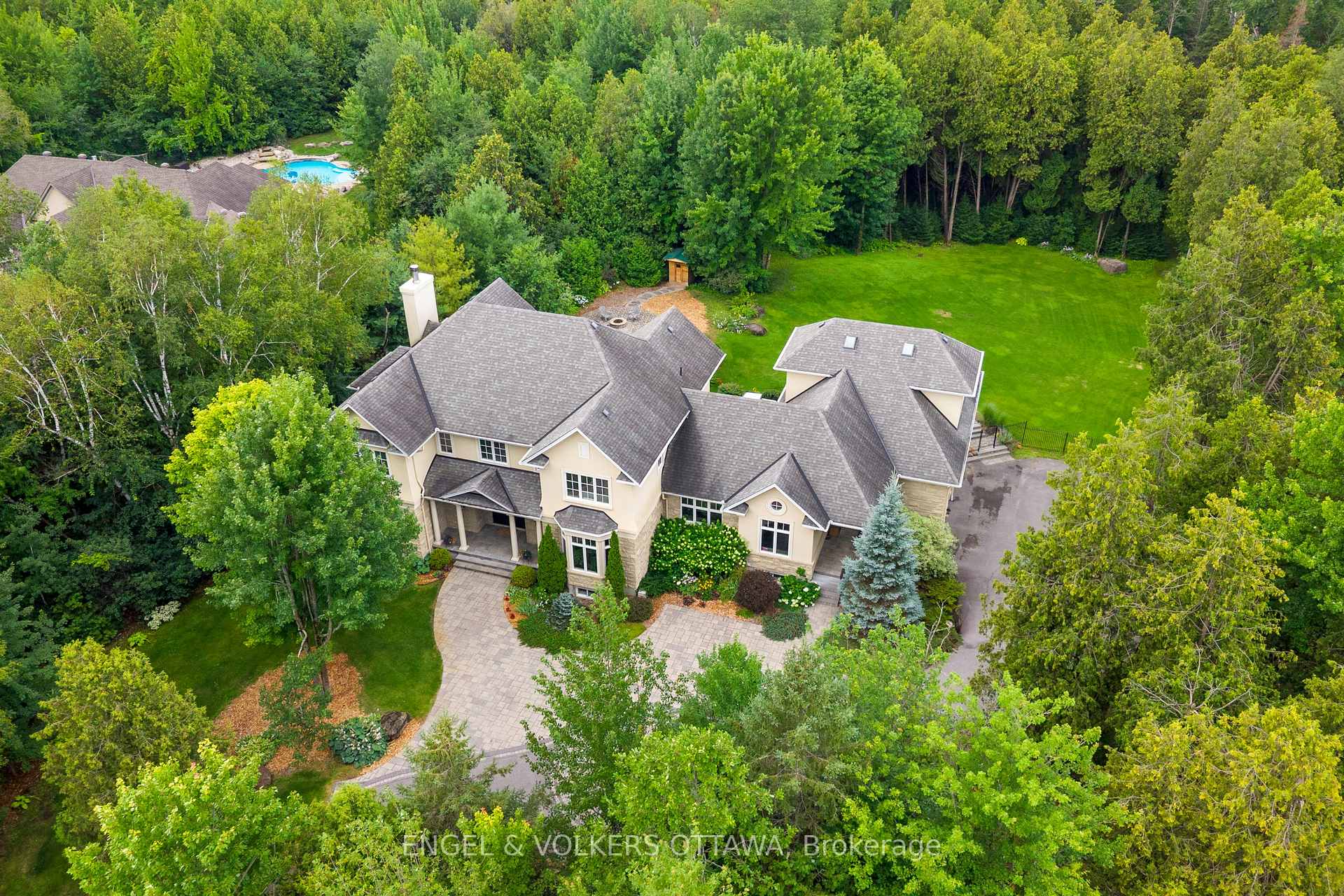 Photo of 1408 Blackhorse Court