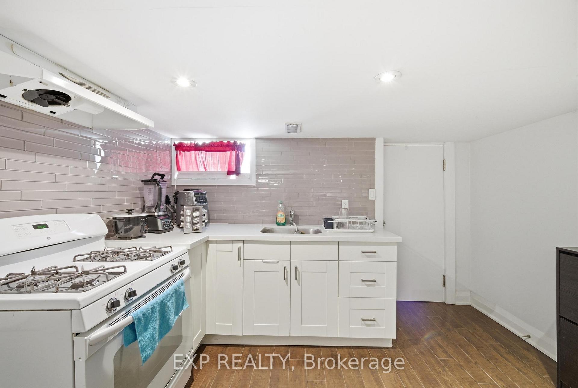 Photo 21 of 679 Ossington Avenue, Toronto, Palmerston-Little Italy — HOMEH