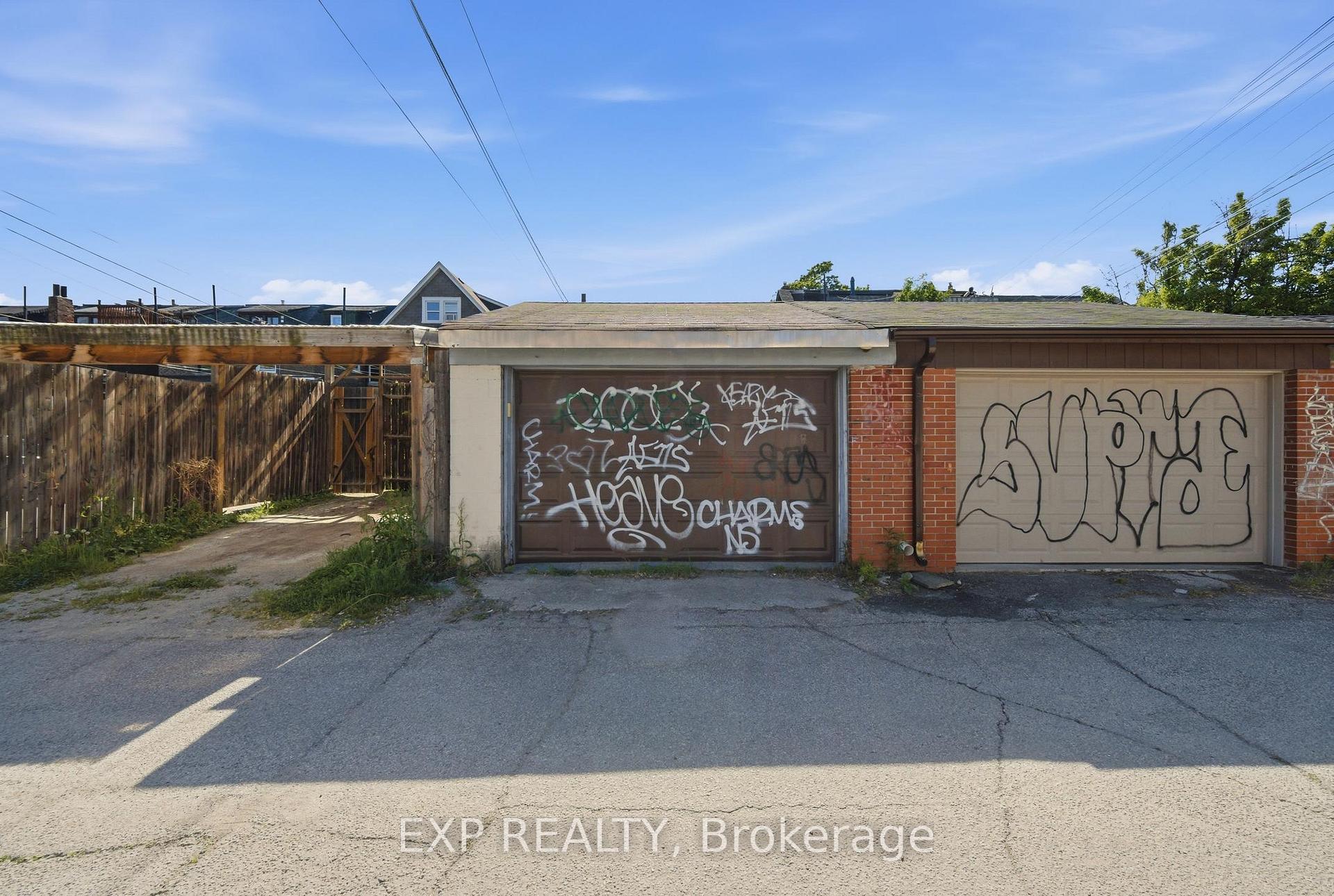 Photo 28 of 679 Ossington Avenue, Toronto, Palmerston-Little Italy — HOMEH