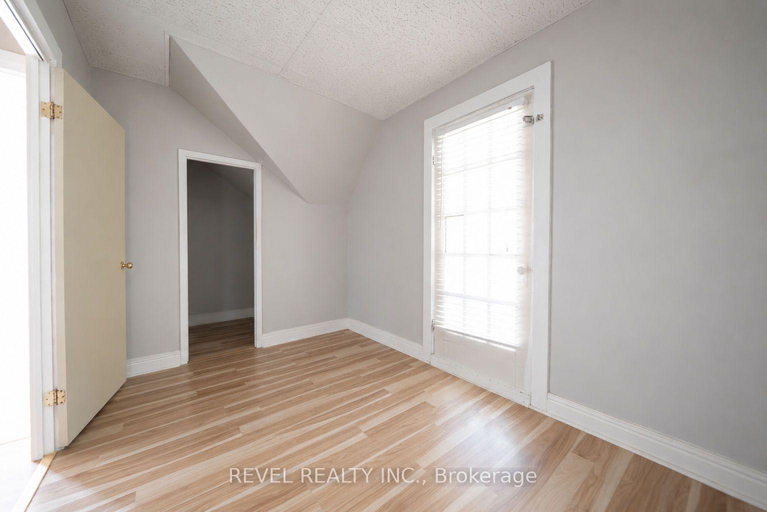 Photo 17 of 413 Ellis Avenue, Brant, Brantford Twp — HOMEH