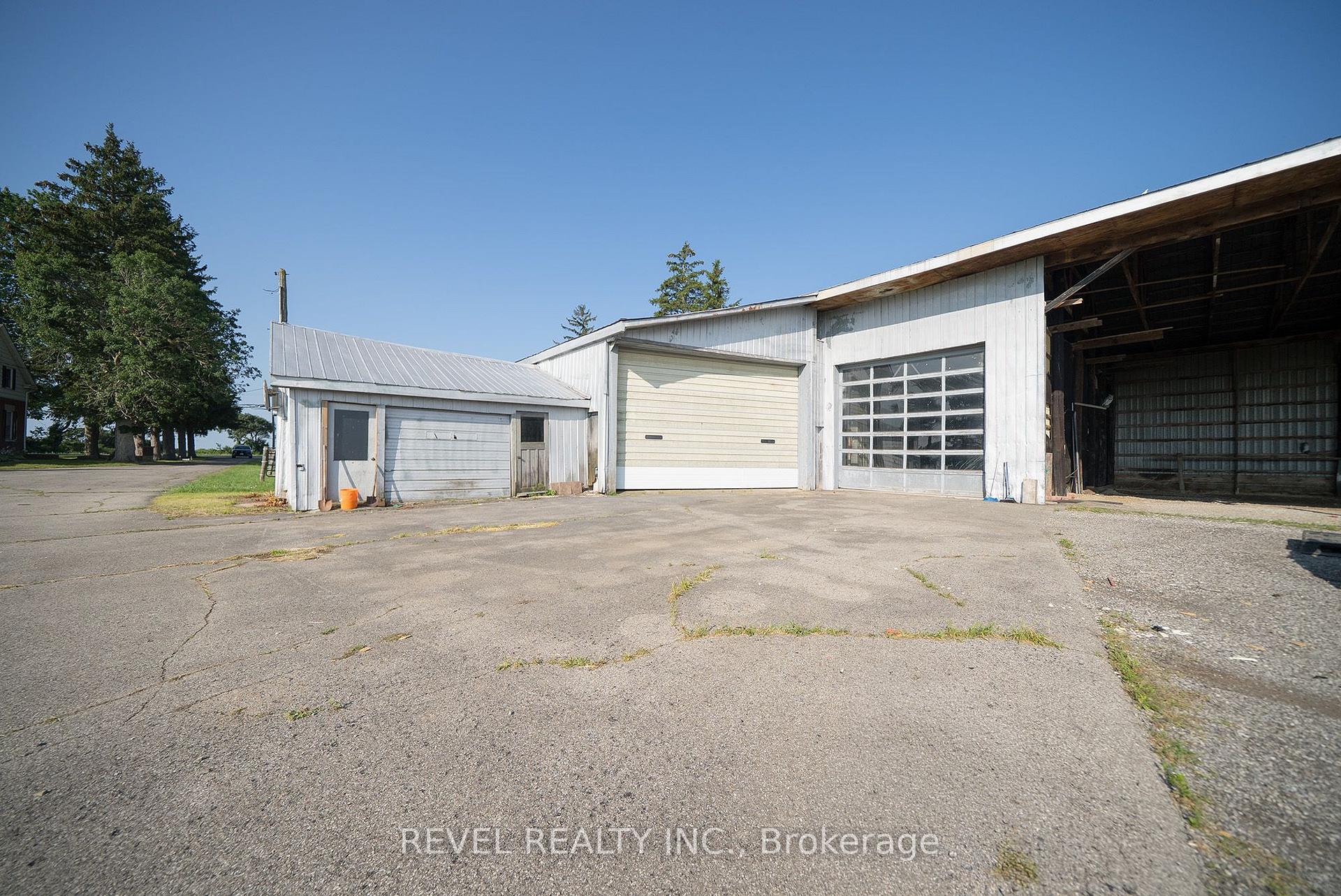 Photo 30 of 413 Ellis Avenue, Brant, Brantford Twp — HOMEH