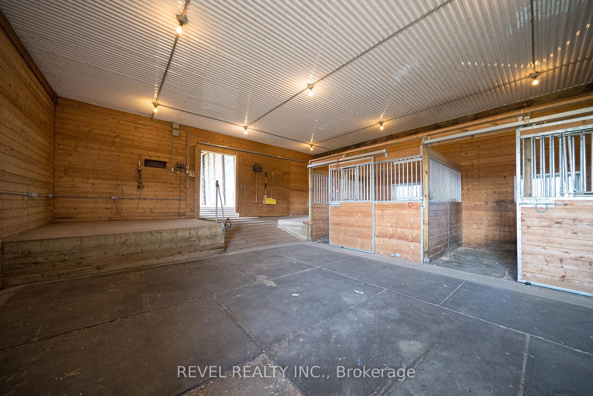 Photo 34 of 413 Ellis Avenue, Brant, Brantford Twp — HOMEH
