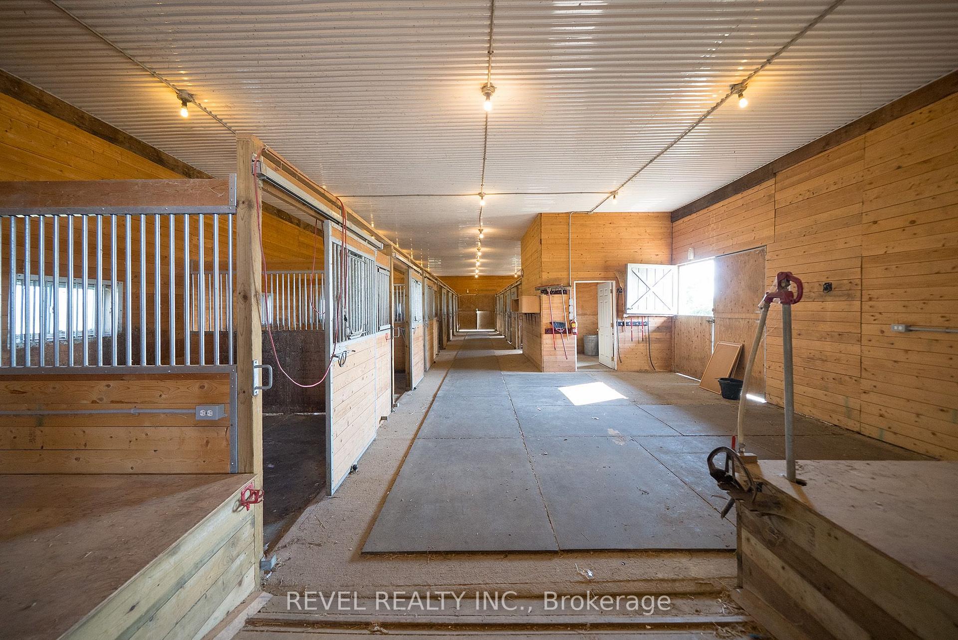 Photo 35 of 413 Ellis Avenue, Brant, Brantford Twp — HOMEH