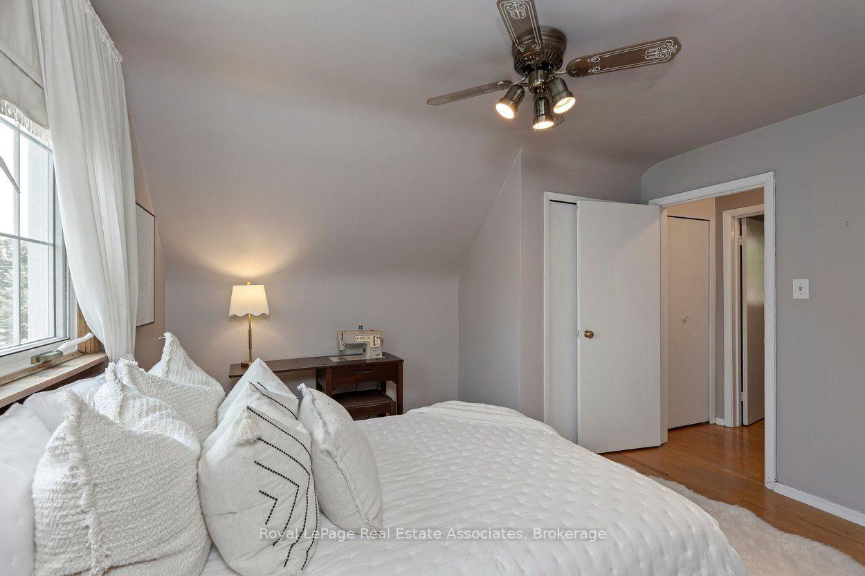 Photo 25 of 64 McIntyre Crescent, Halton Hills, Georgetown — HOMEH