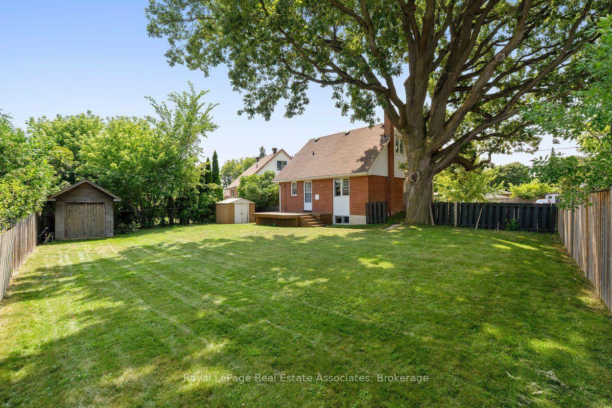 Photo 34 of 64 McIntyre Crescent, Halton Hills, Georgetown — HOMEH
