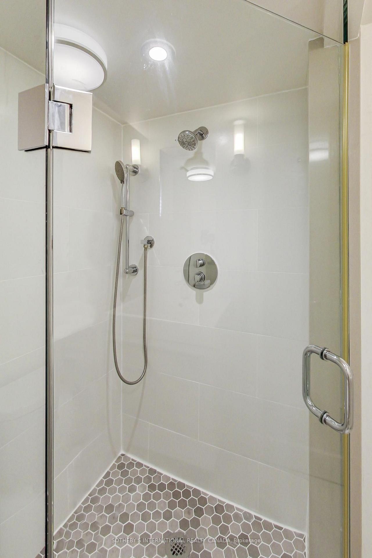 Photo 22 of Unit Lower, 669 Euclid Avenue, Toronto, Palmerston-Little Italy — HOMEH