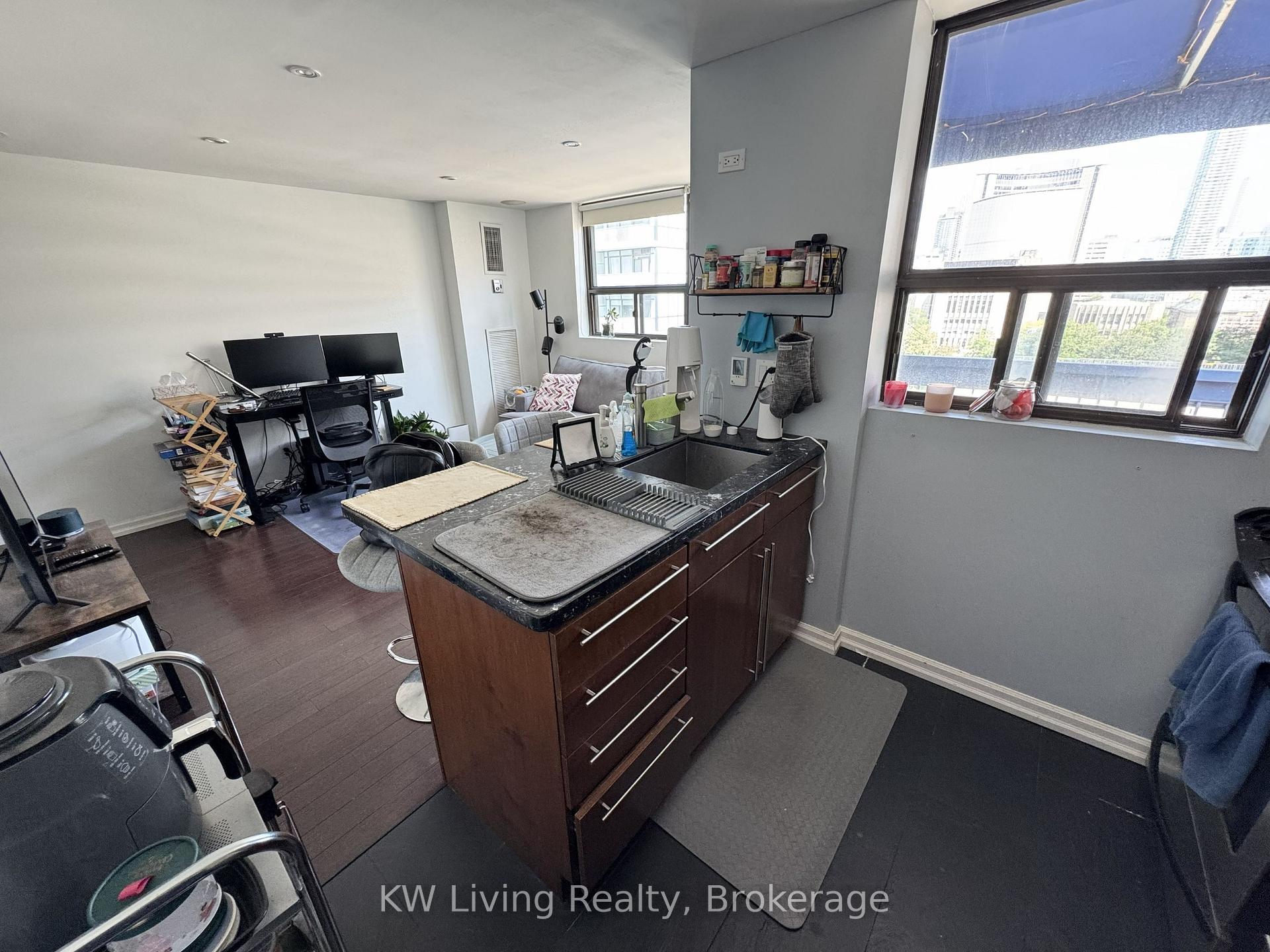 Photo 3 of Unit 936, 60 St Patrick Street, Toronto, Kensington-Chinatown — HOMEH