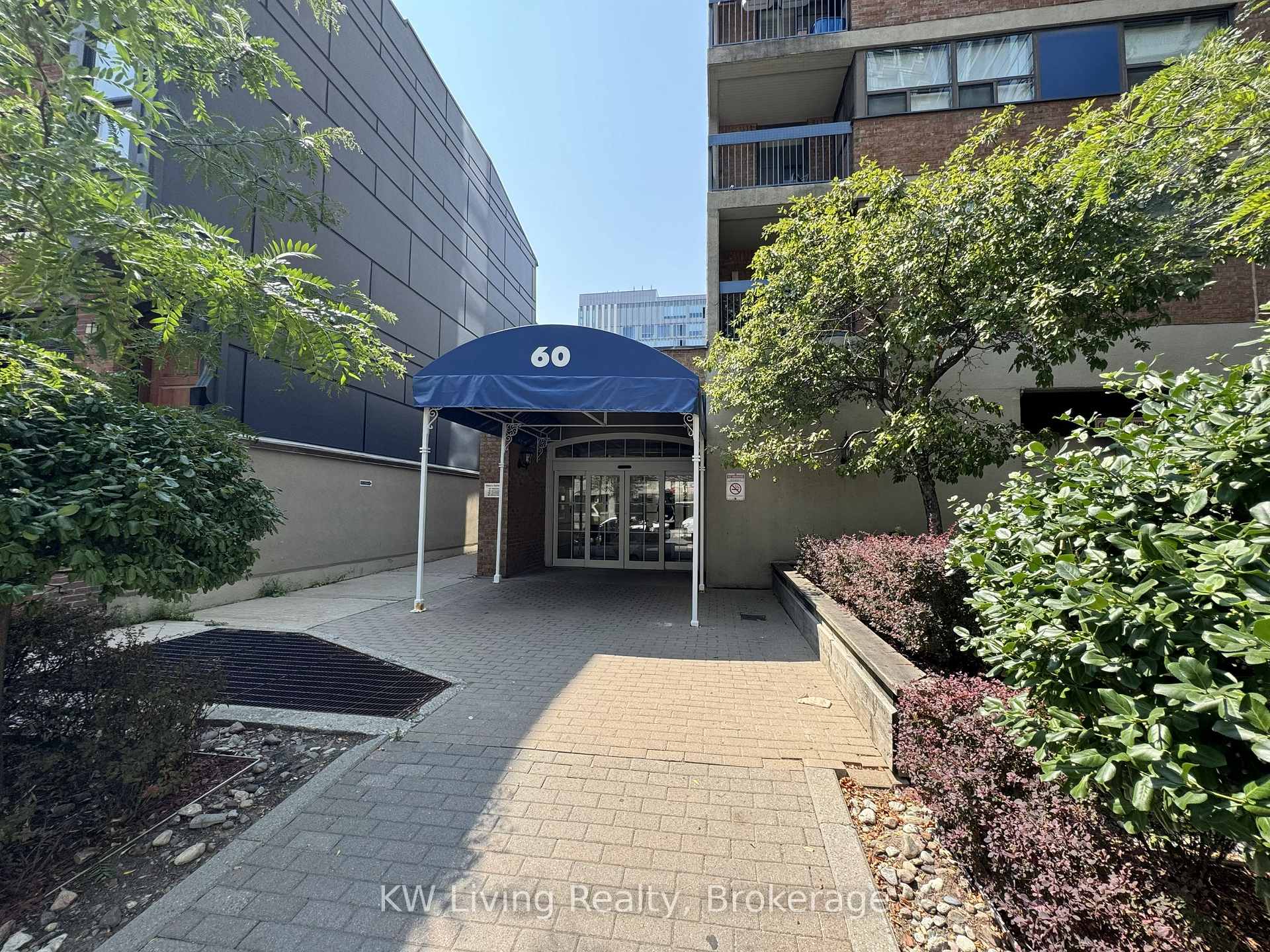 Photo 8 of Unit 936, 60 St Patrick Street, Toronto, Kensington-Chinatown — HOMEH
