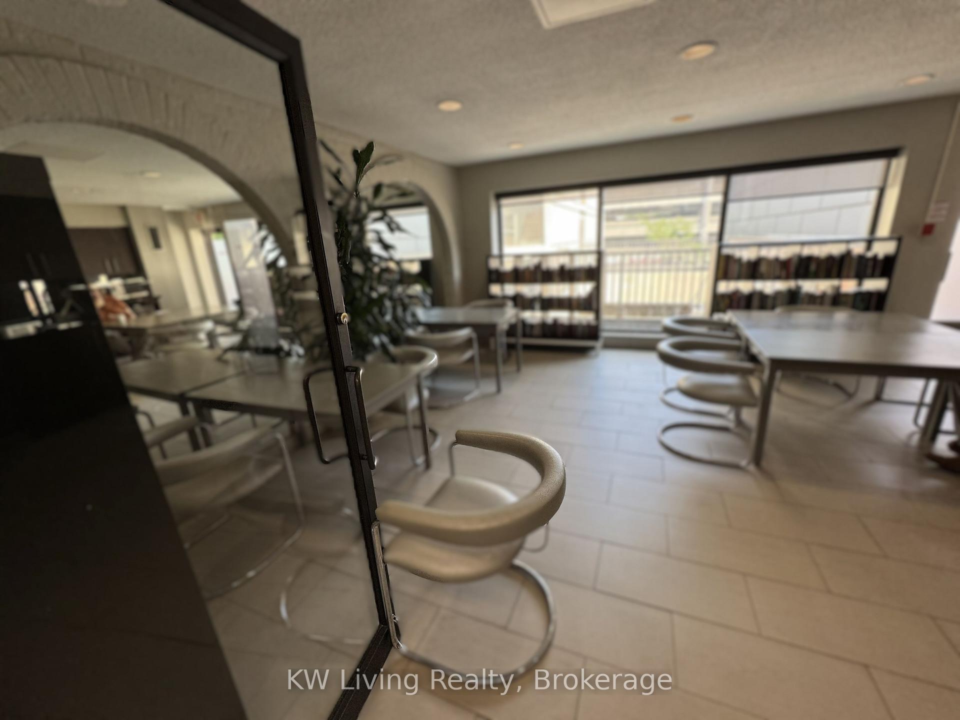 Photo 10 of Unit 936, 60 St Patrick Street, Toronto, Kensington-Chinatown — HOMEH