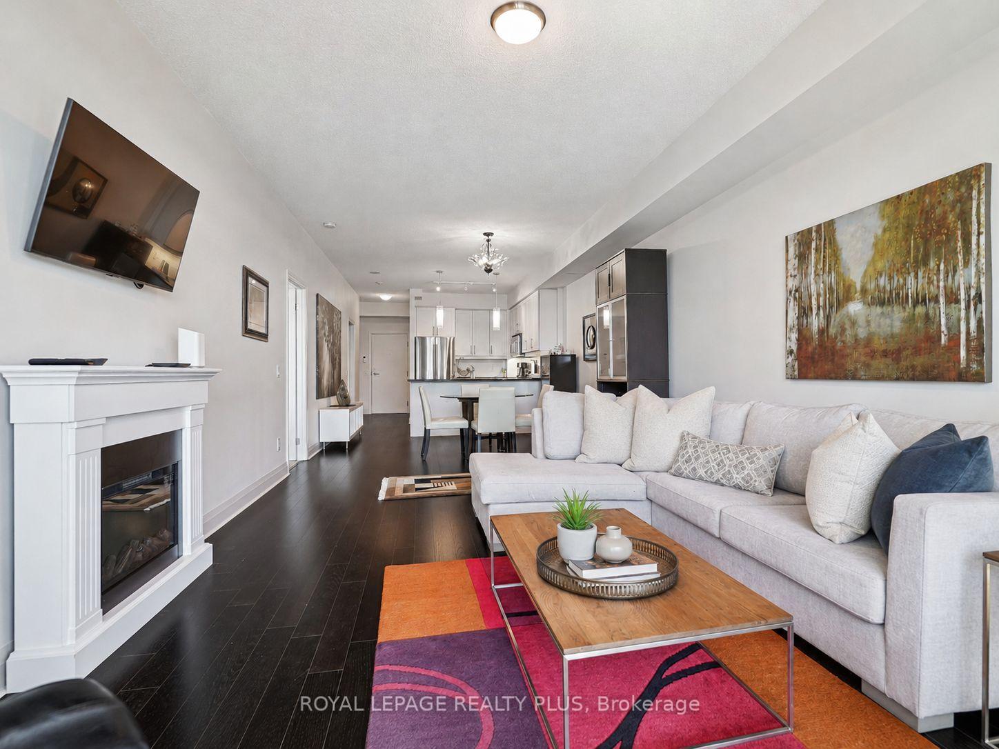 Photo 6 of Unit 403, 1 Hurontario Street, Mississauga, Port Credit — HOMEH