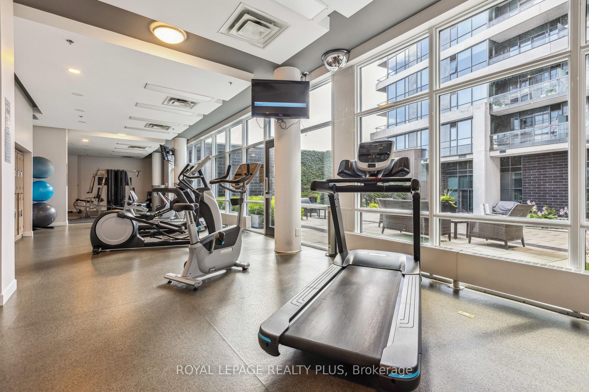 Photo 20 of Unit 403, 1 Hurontario Street, Mississauga, Port Credit — HOMEH