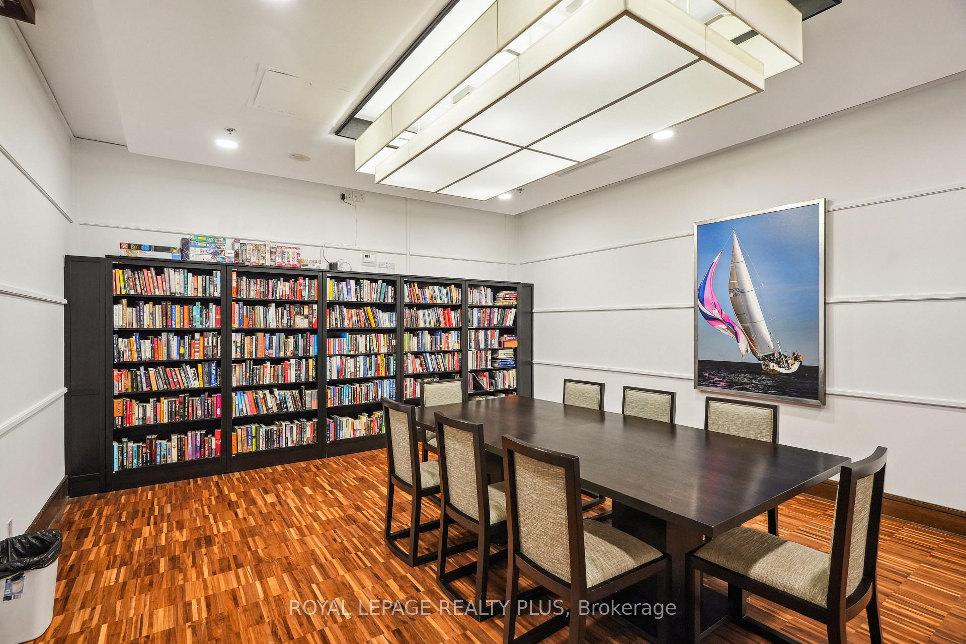 Photo 22 of Unit 403, 1 Hurontario Street, Mississauga, Port Credit — HOMEH
