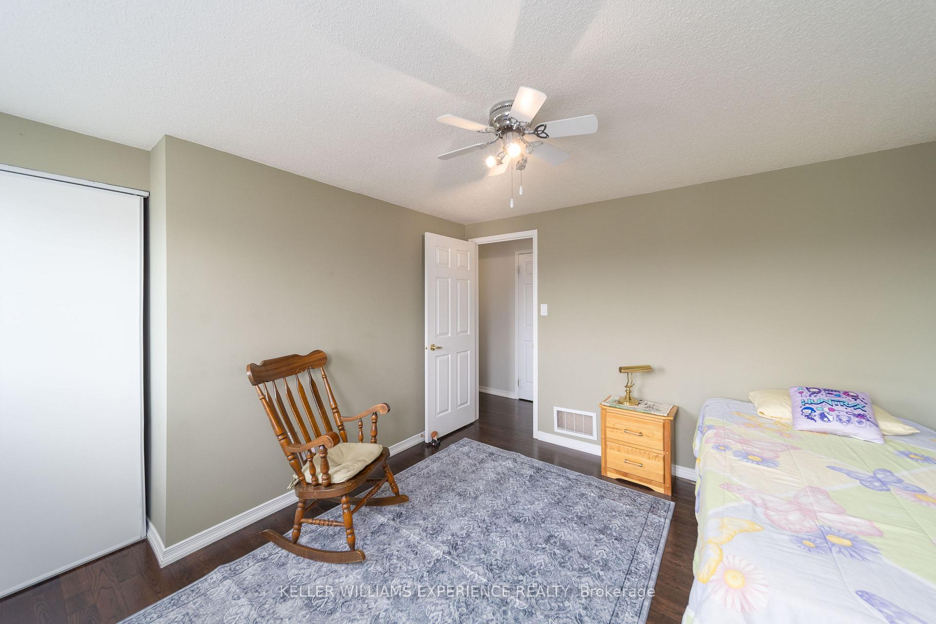Photo 18 of 12 Monarchy Street, Barrie, Innis-Shore — HOMEH
