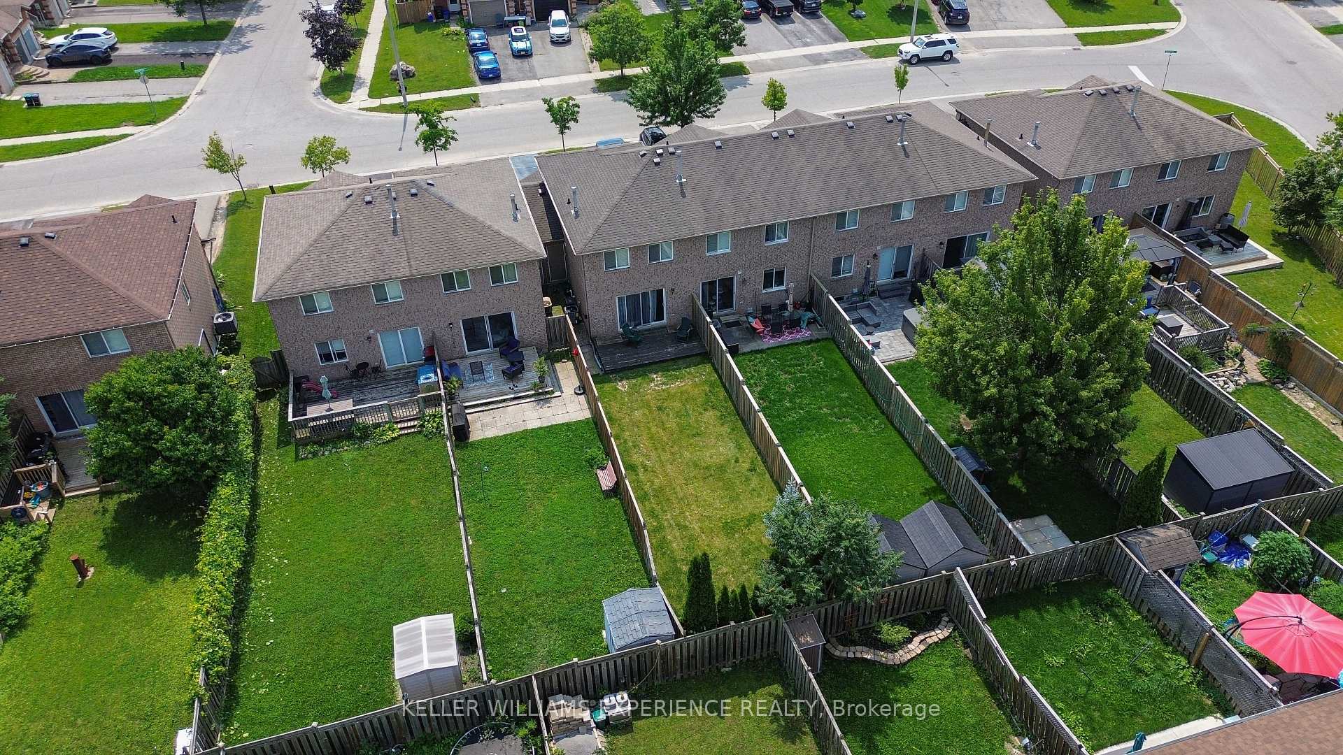 Photo 22 of 12 Monarchy Street, Barrie, Innis-Shore — HOMEH