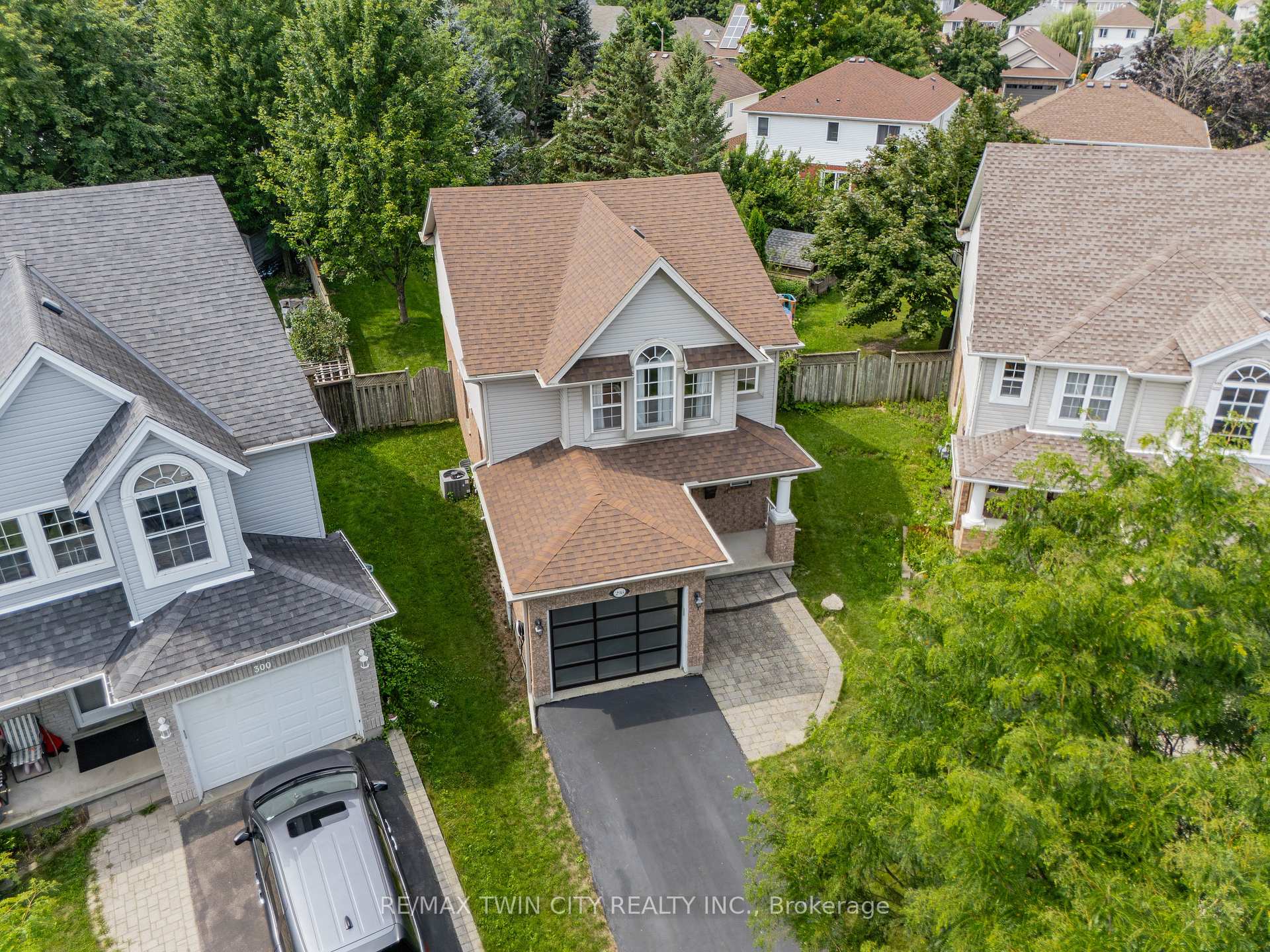 Photo 46 of 298 Pineland Place, Waterloo, Columbia Forest — HOMEH