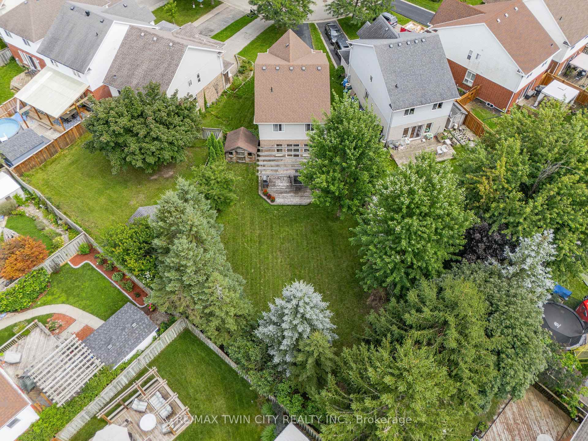 Photo 50 of 298 Pineland Place, Waterloo, Columbia Forest — HOMEH