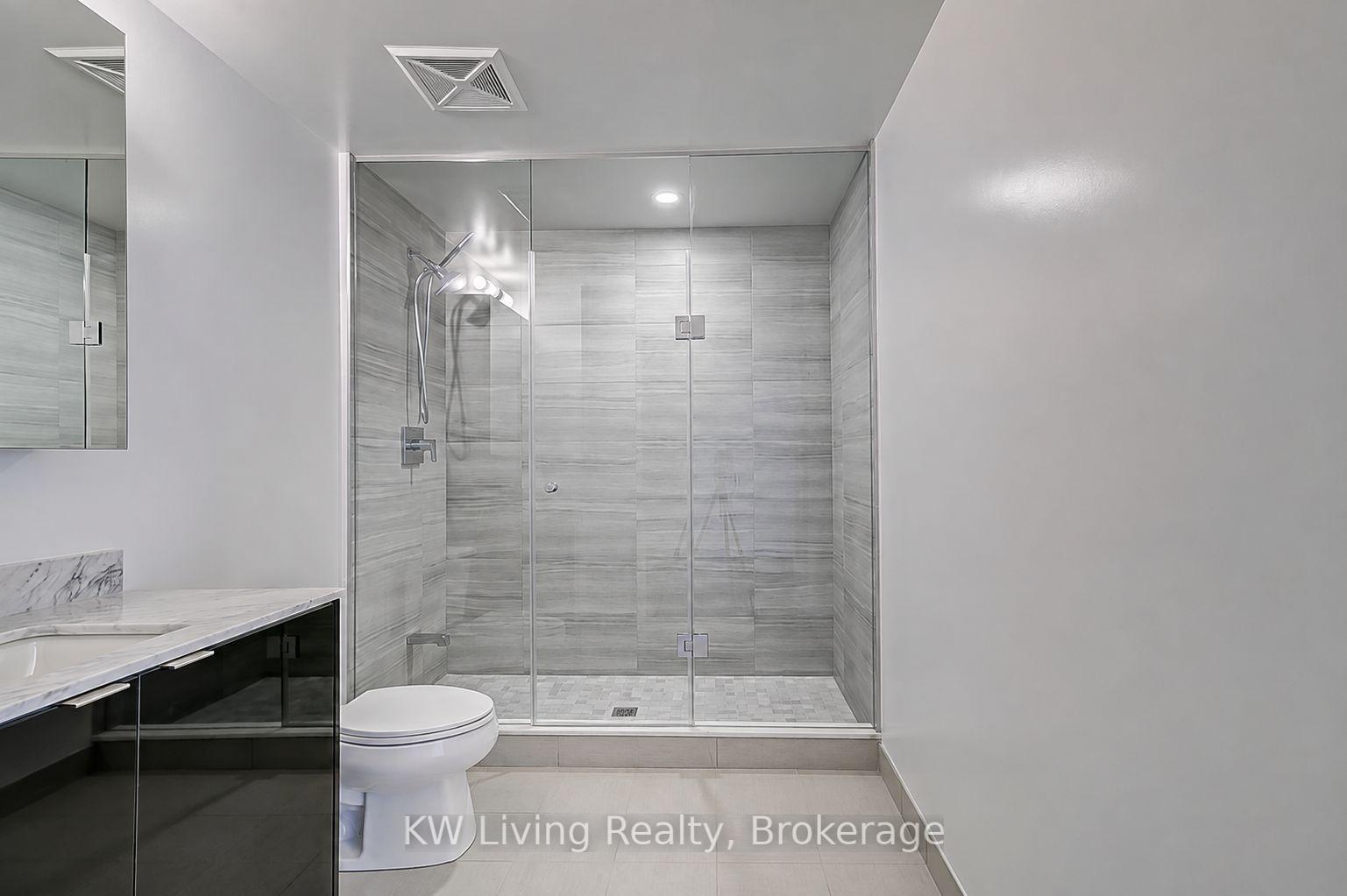 Photo 7 of Unit 307, 100 Eagle Rock Way, Vaughan, Rural Vaughan — HOMEH