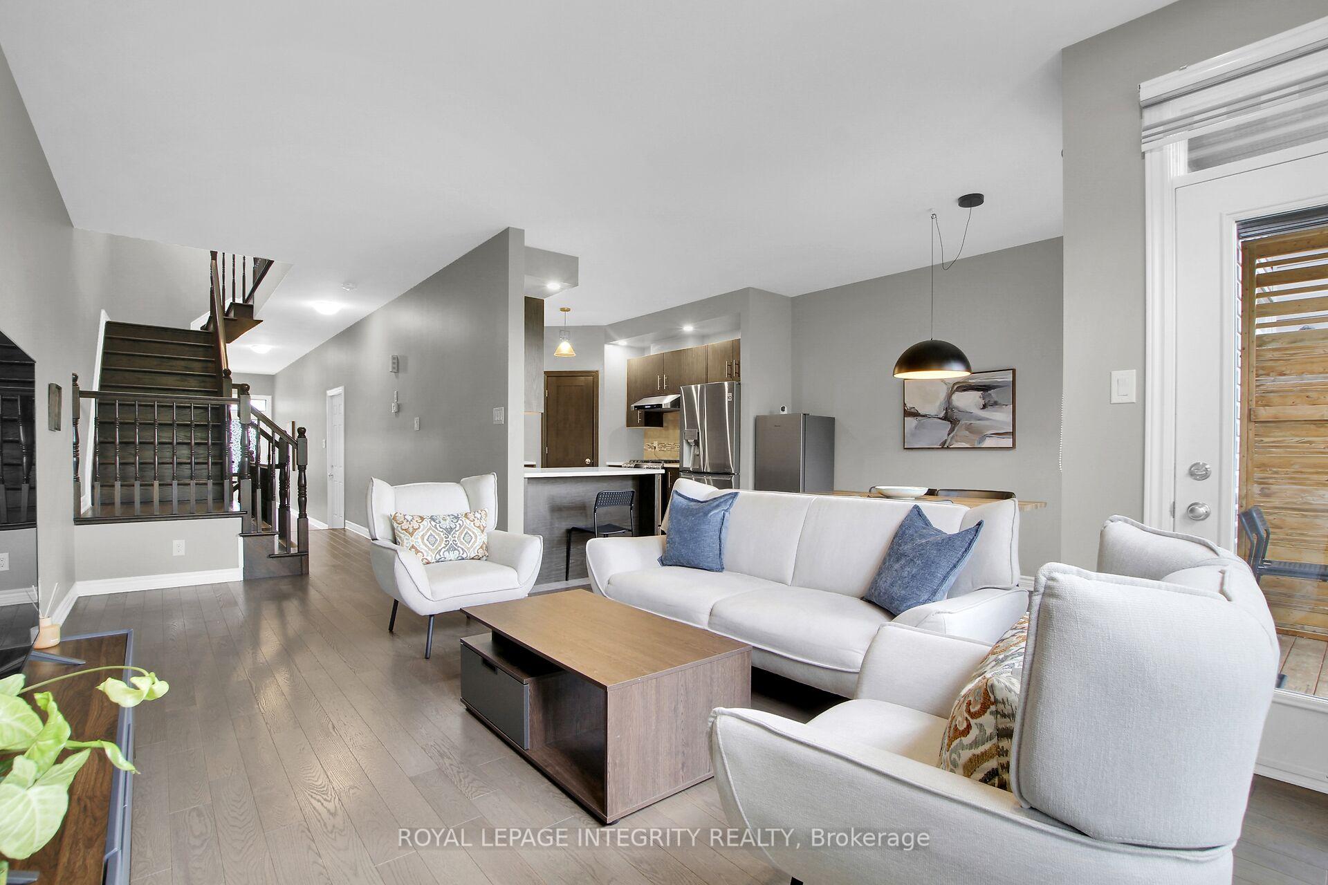Photo 8 of 767 Dearborn Private, Ottawa, Blossom Park/Kemp Park/Findlay Creek — HOMEH
