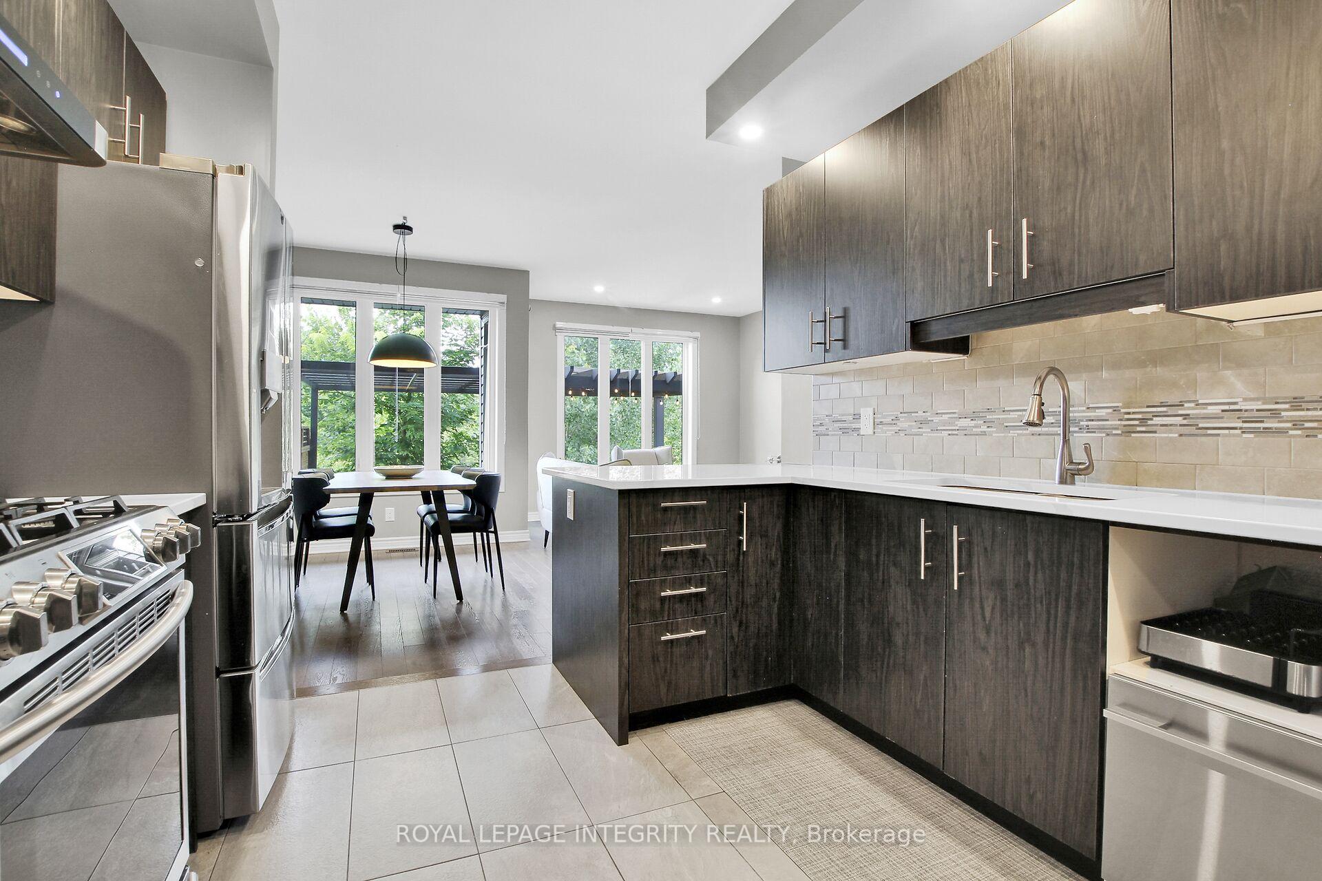 Photo 14 of 767 Dearborn Private, Ottawa, Blossom Park/Kemp Park/Findlay Creek — HOMEH