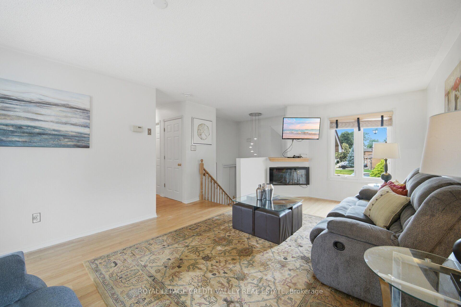 Photo 8 of 43 Flemington Drive E, Caledon, Rural Caledon — HOMEH